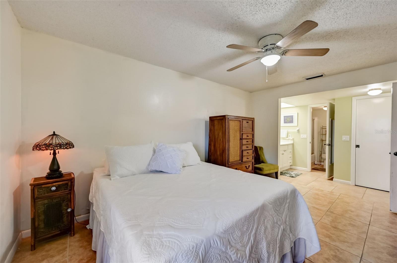 6120 7TH AVE W #6120