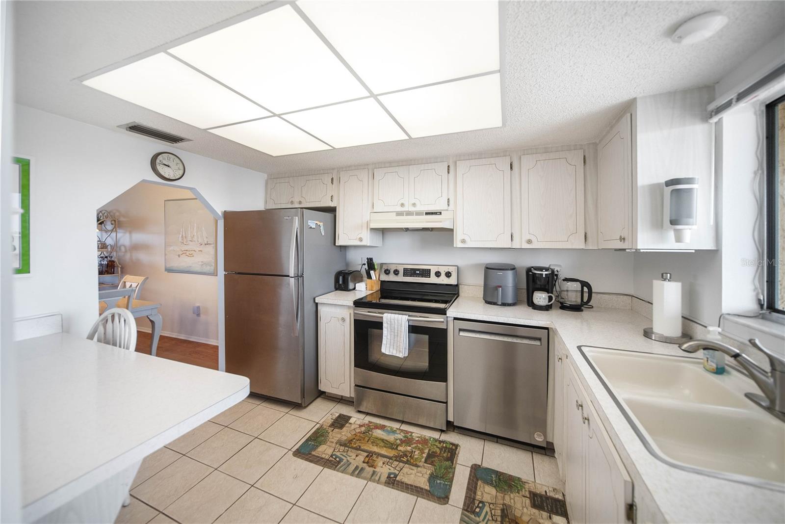 3653 LAKE BAYSHORE DR #503