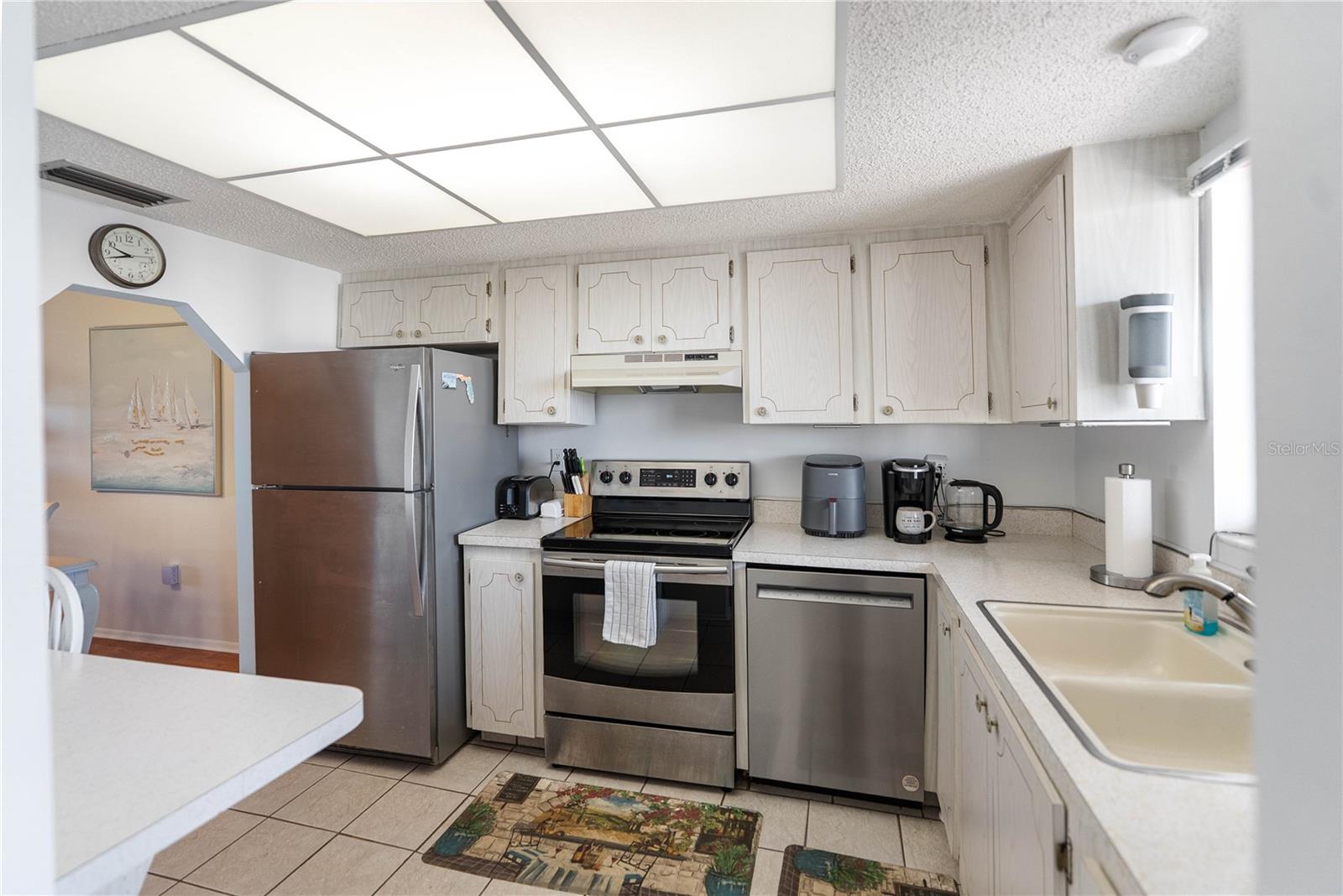 3653 LAKE BAYSHORE DR #503