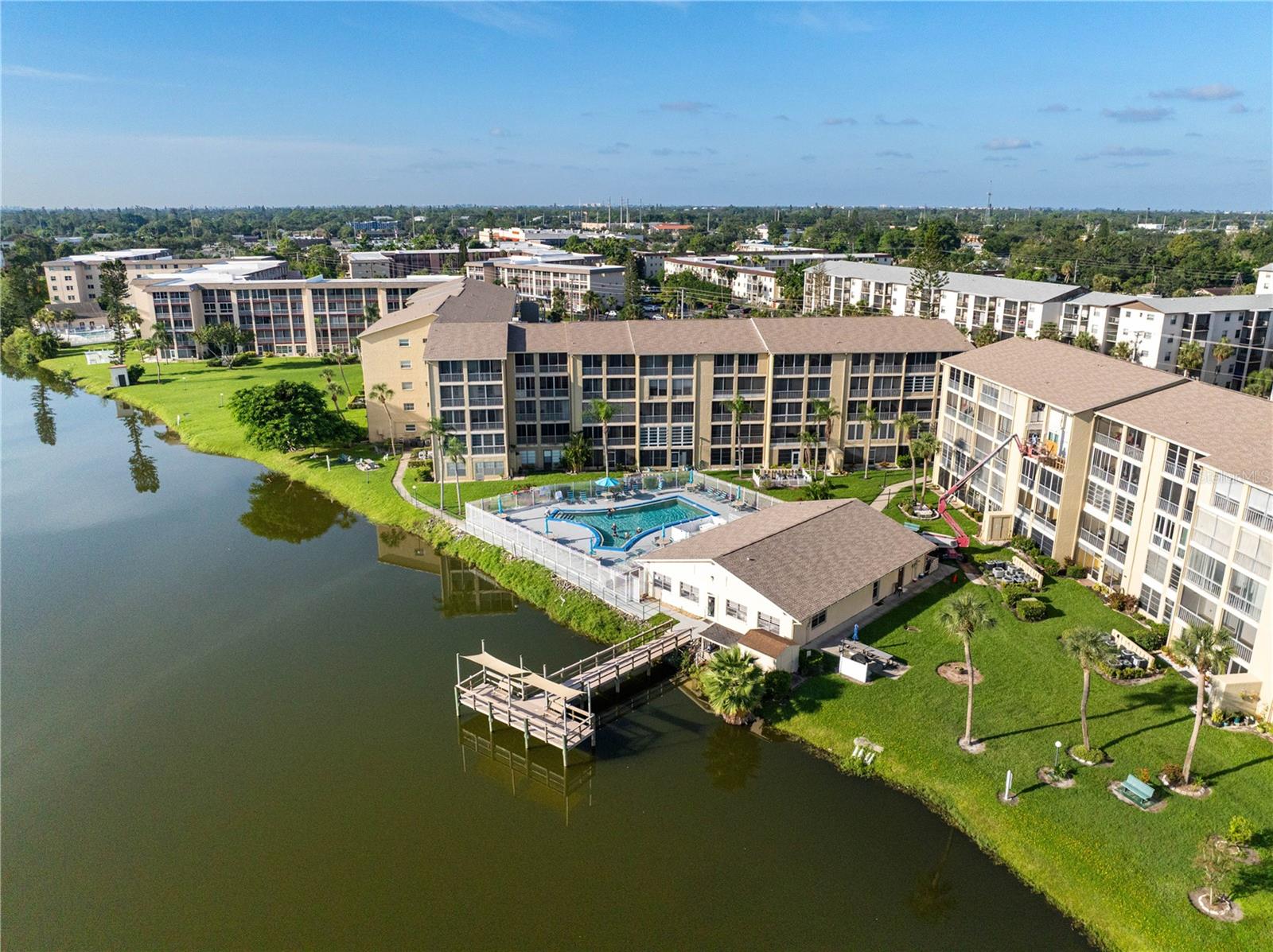 3653 LAKE BAYSHORE DR #503