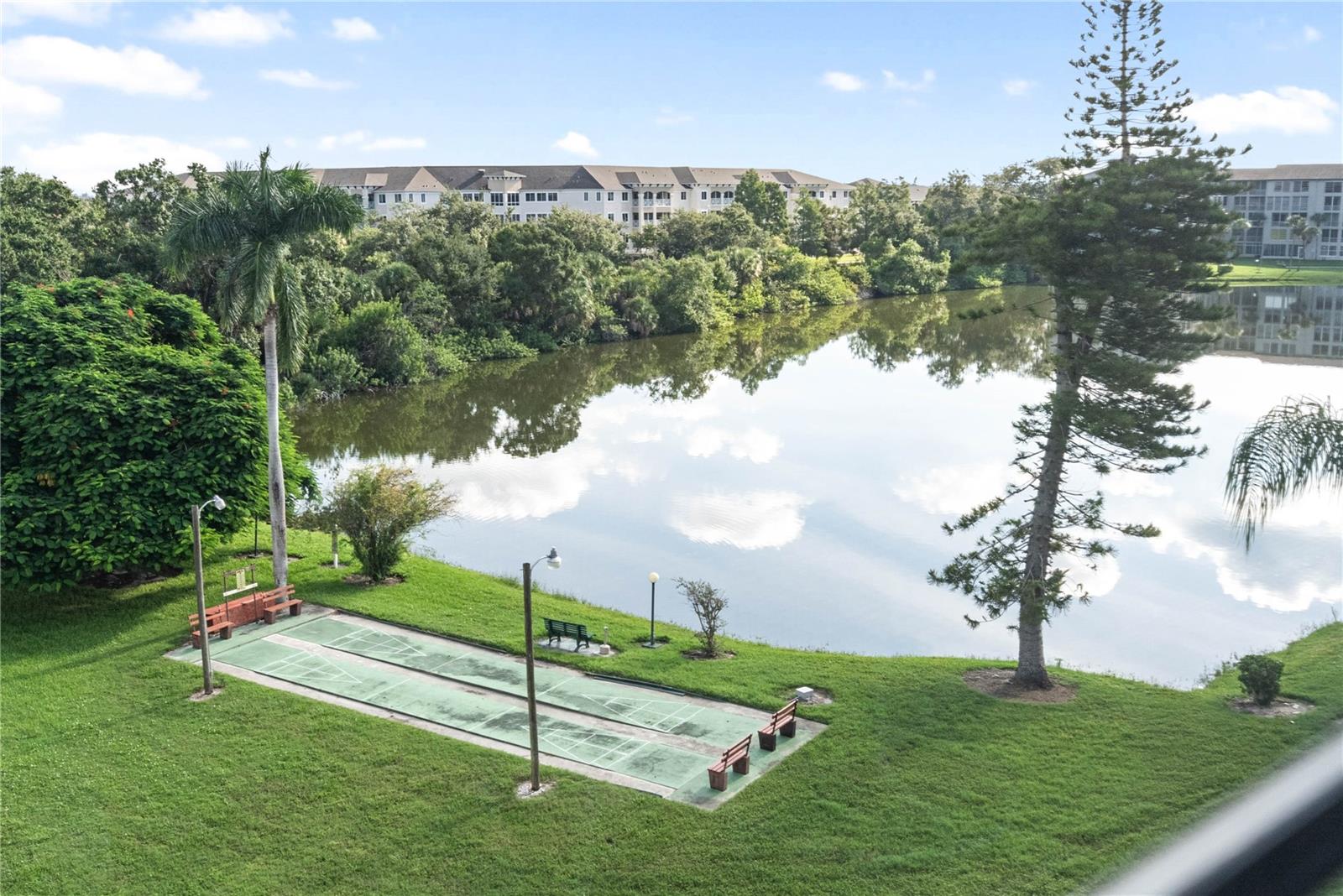 3653 LAKE BAYSHORE DR #503