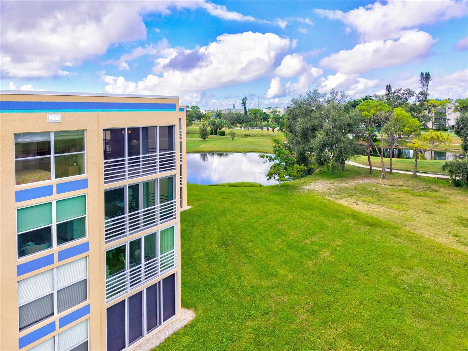 4440 FAIRWAYS BLVD #407