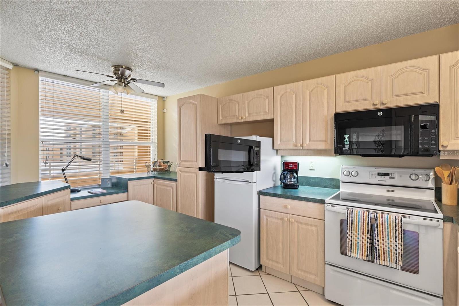 4440 FAIRWAYS BLVD #407