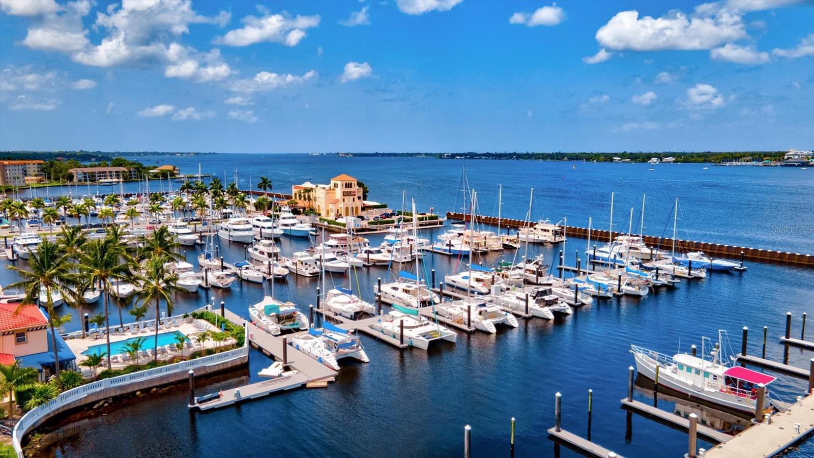 4440 FAIRWAYS BLVD #407