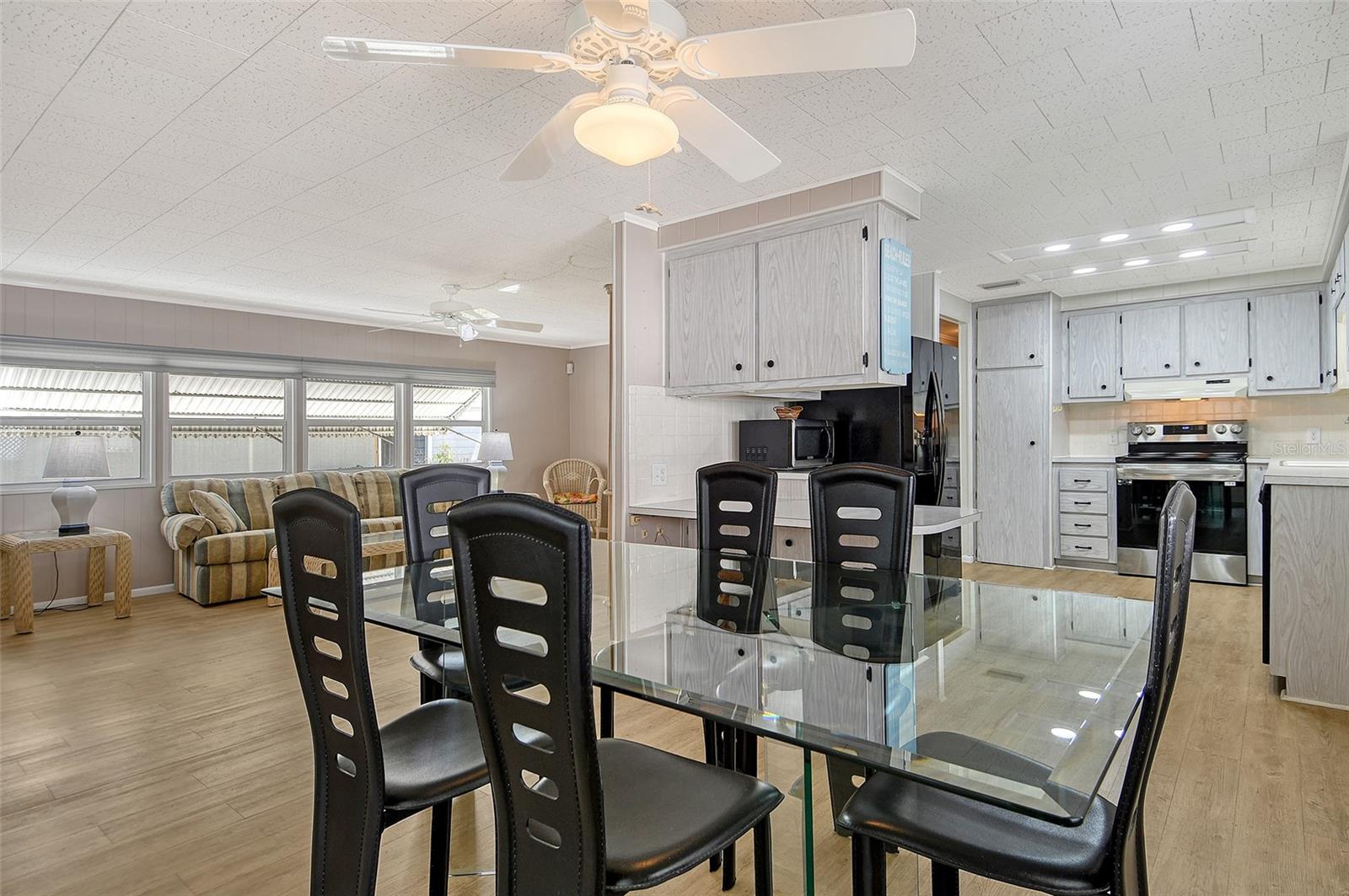 2107 PALMA SOLA BLVD #27