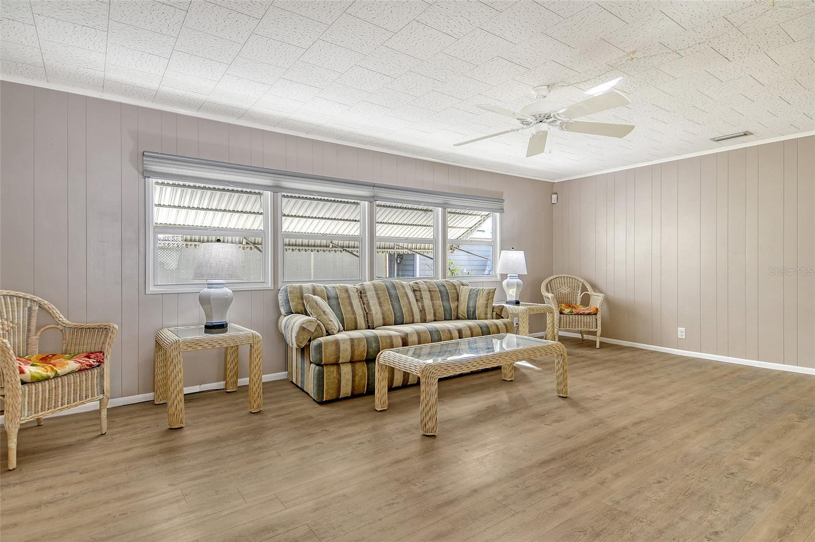 2107 PALMA SOLA BLVD #27