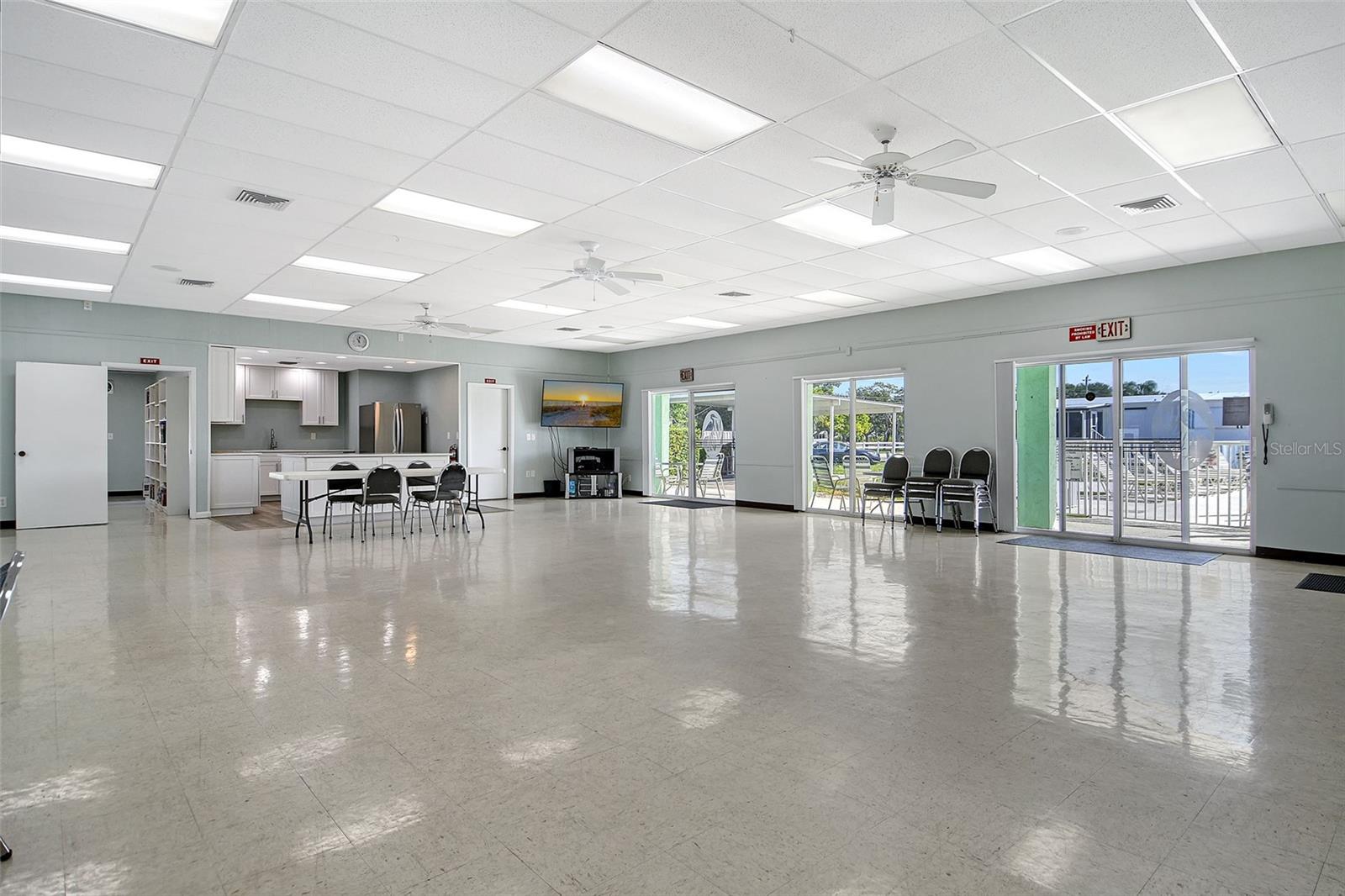 2107 PALMA SOLA BLVD #27