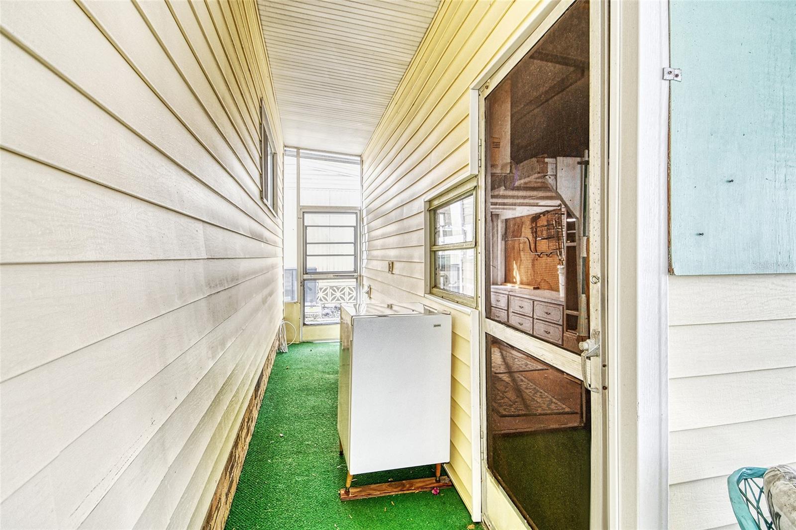 2107 PALMA SOLA BLVD #27