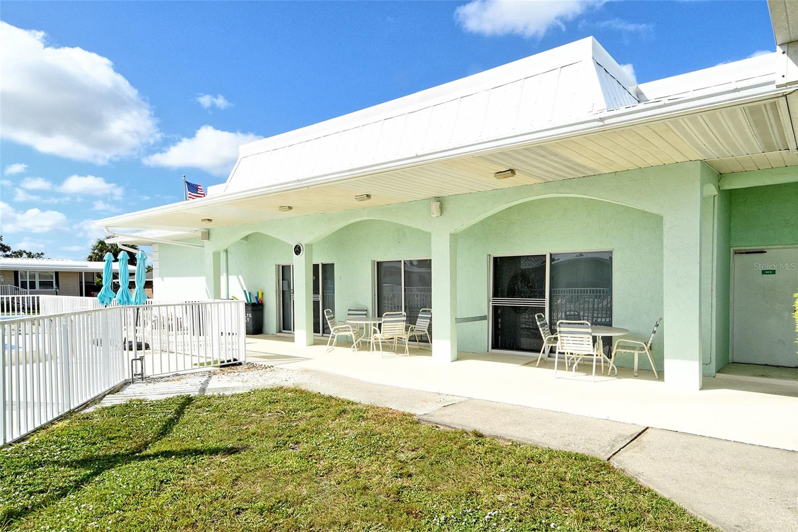 2107 PALMA SOLA BLVD #27
