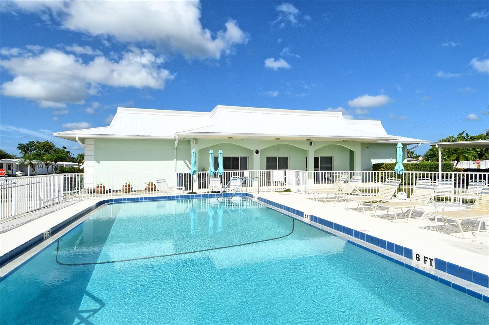 2107 PALMA SOLA BLVD #27