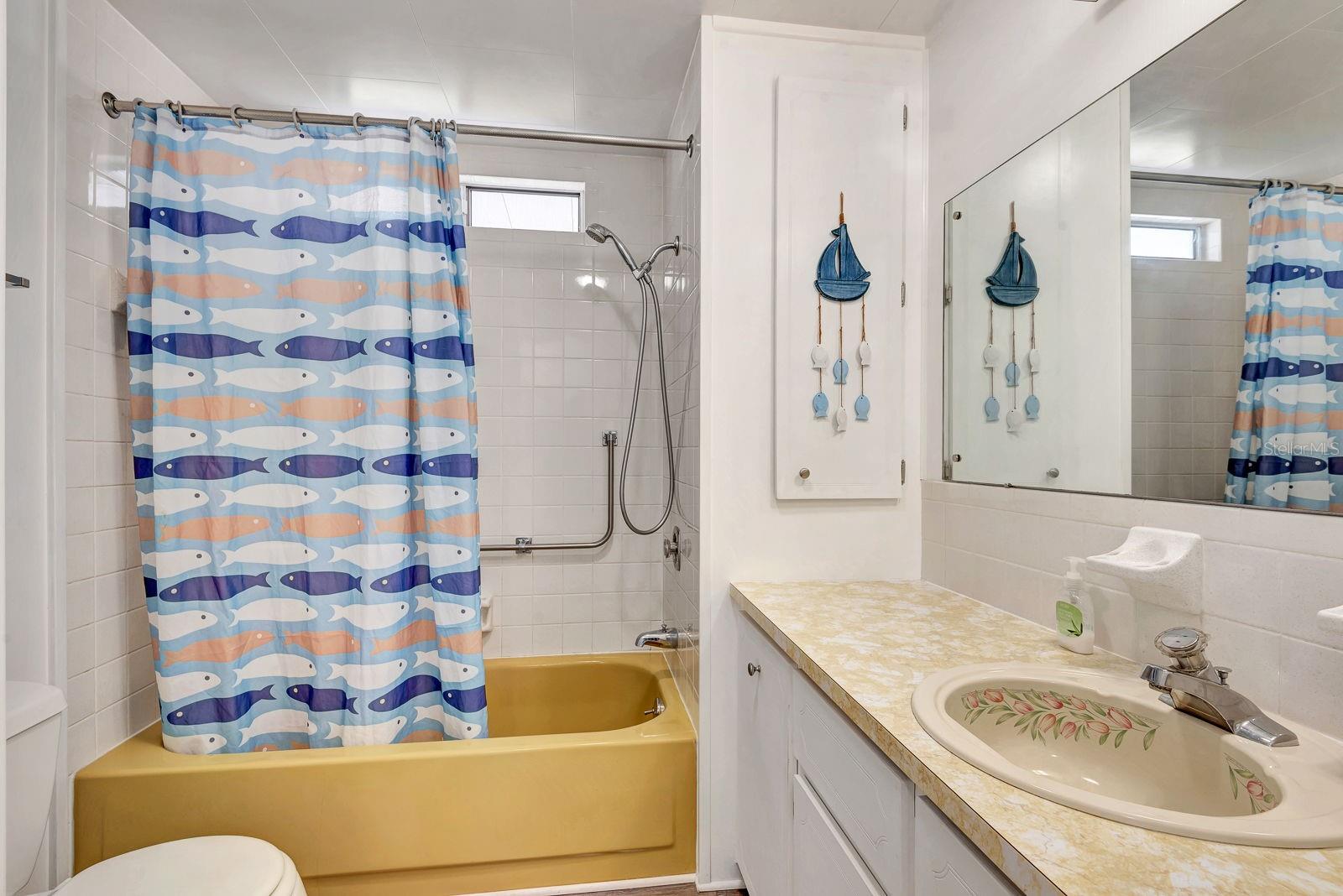 2107 PALMA SOLA BLVD #1