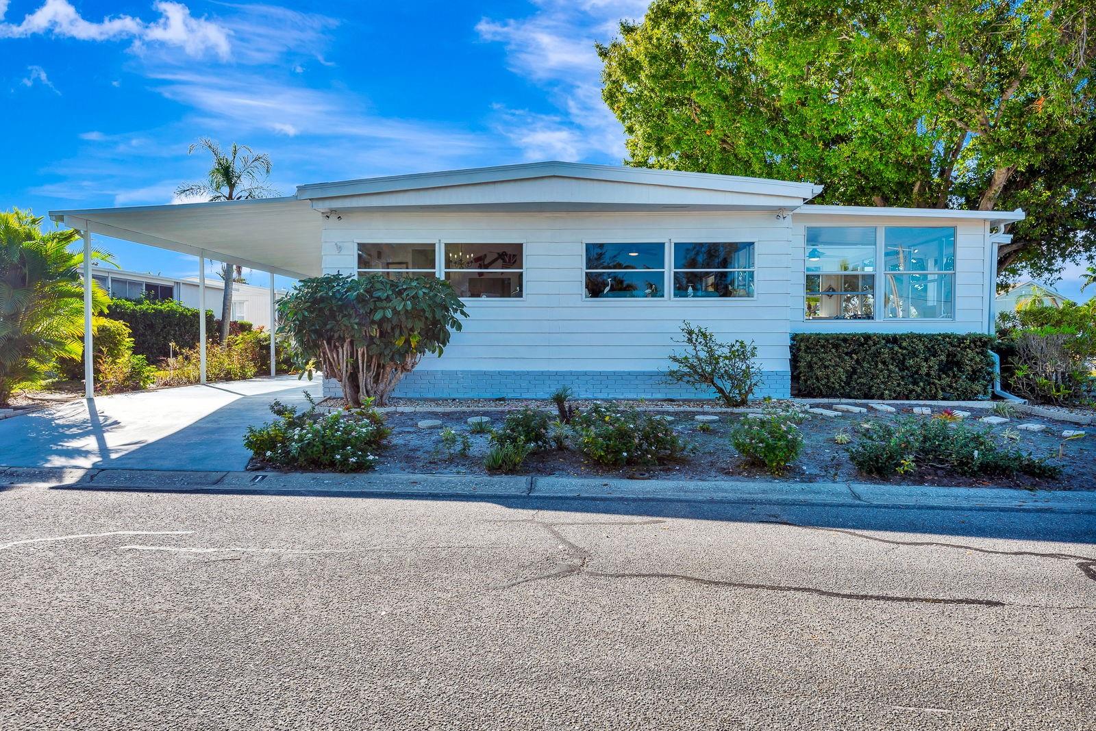 2107 PALMA SOLA BLVD #1