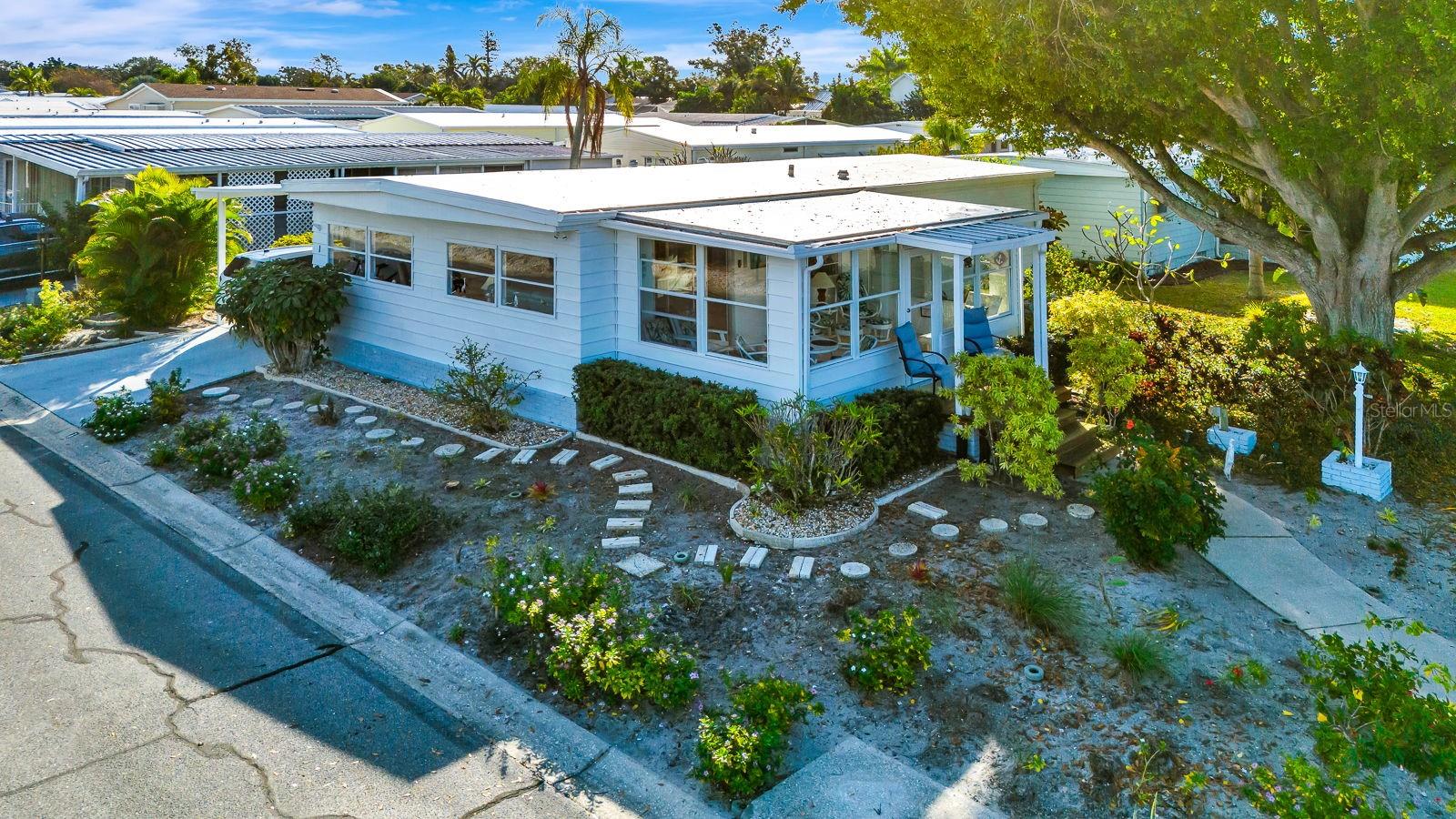 2107 PALMA SOLA BLVD #1