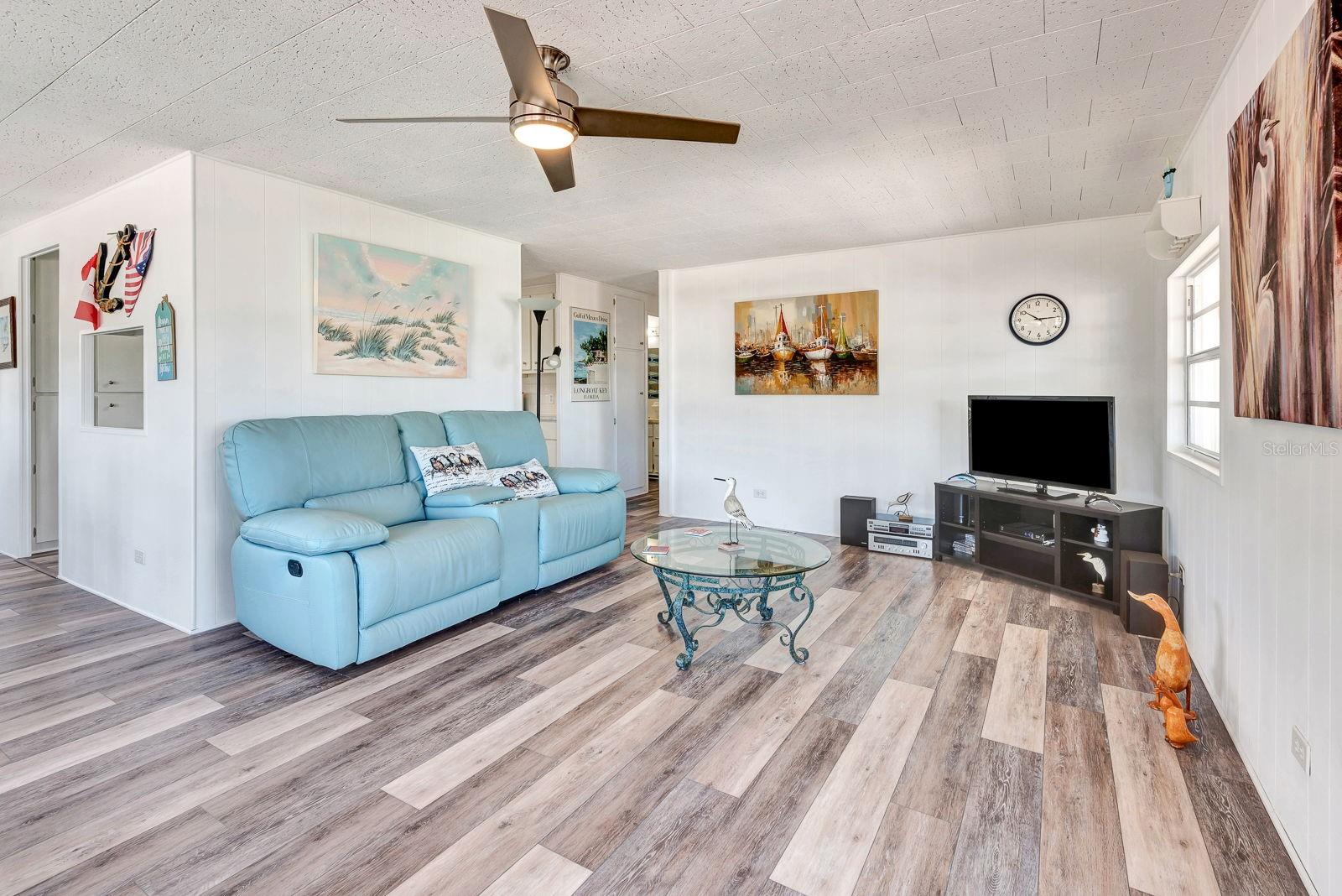 2107 PALMA SOLA BLVD #1