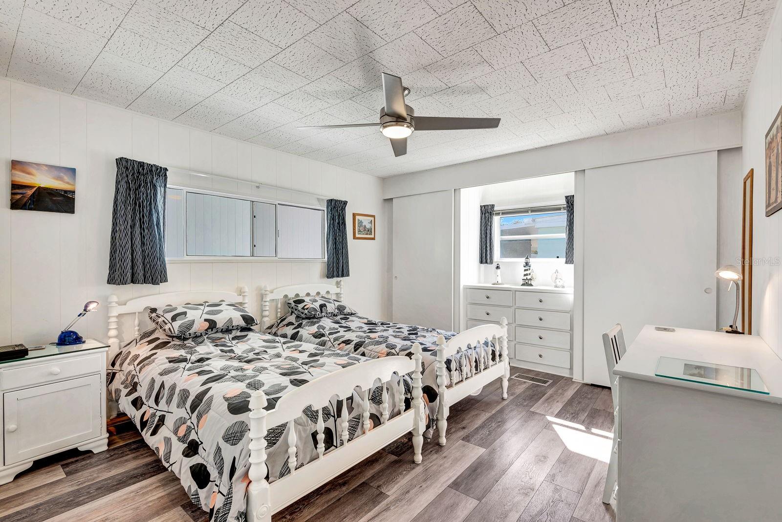 2107 PALMA SOLA BLVD #1