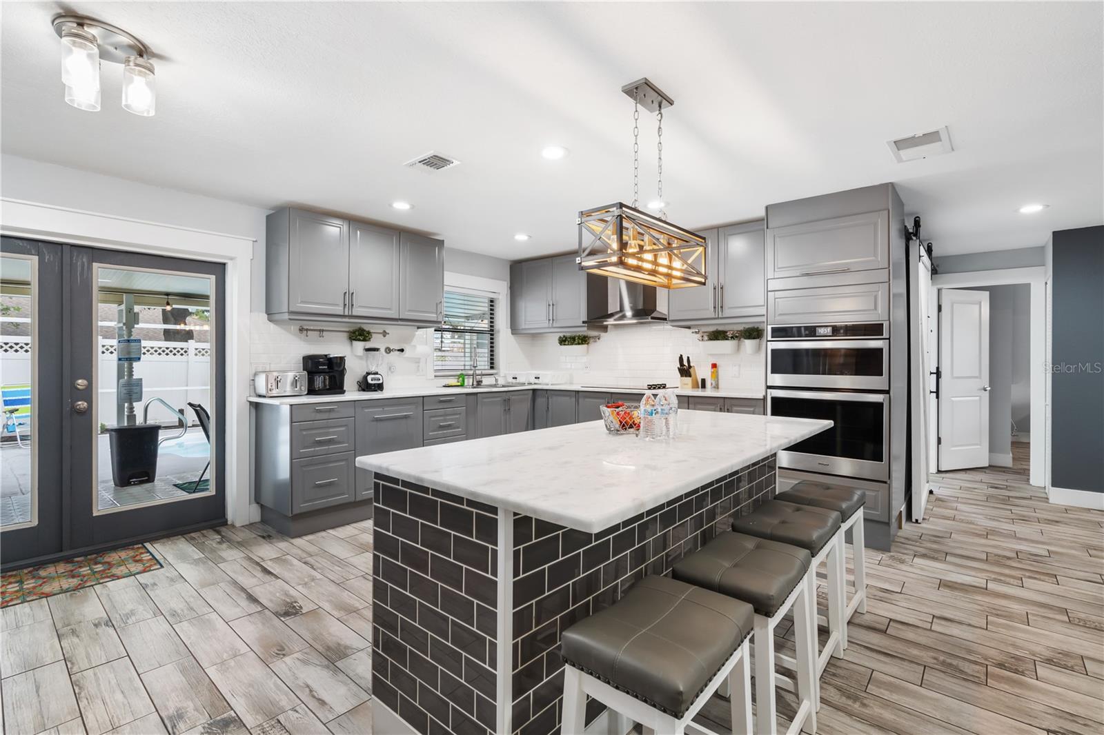 1011 67TH AVENUE DR W