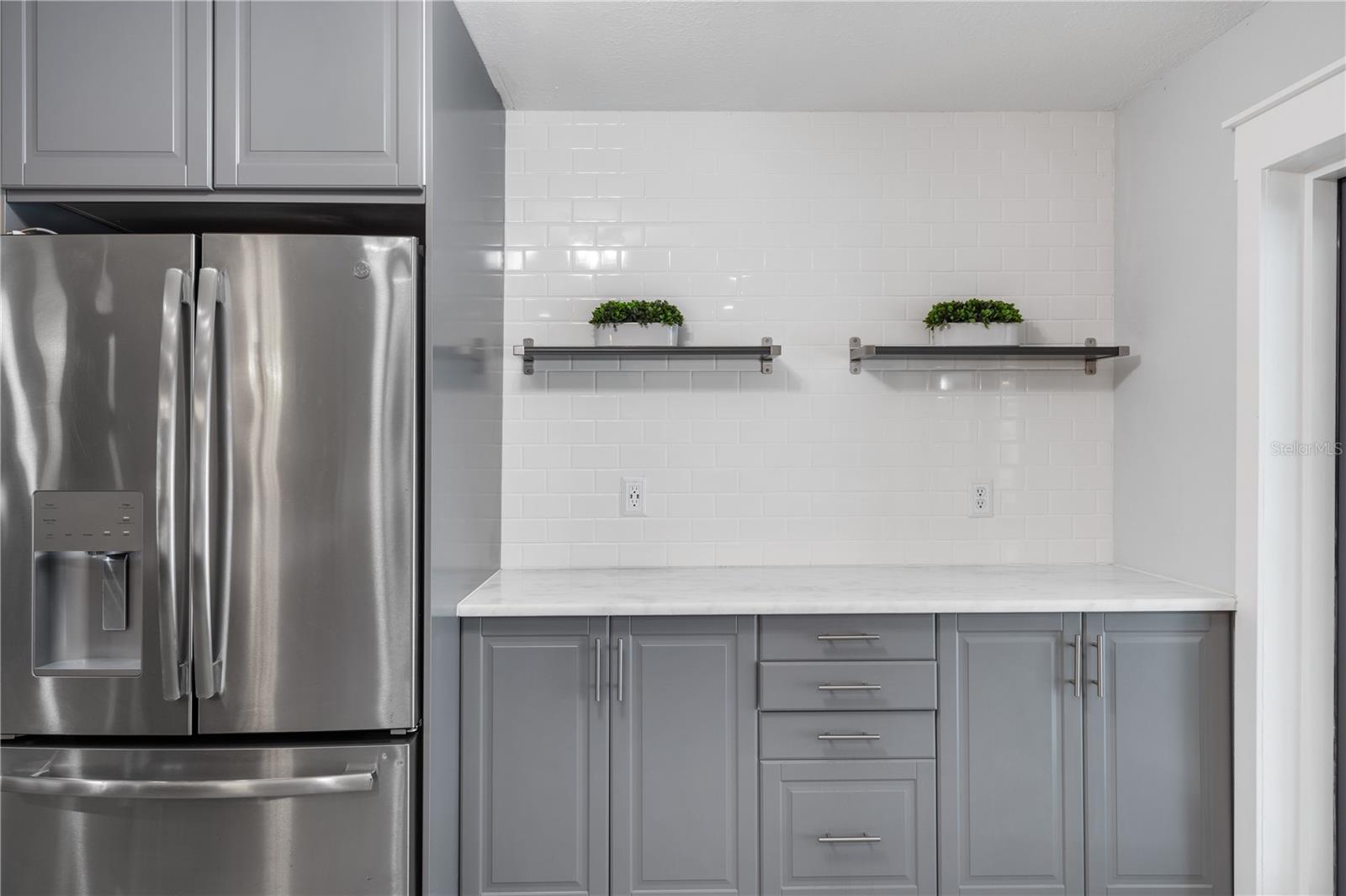 1011 67TH AVENUE DR W