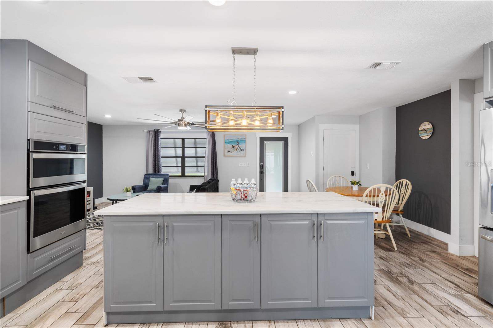 1011 67TH AVENUE DR W