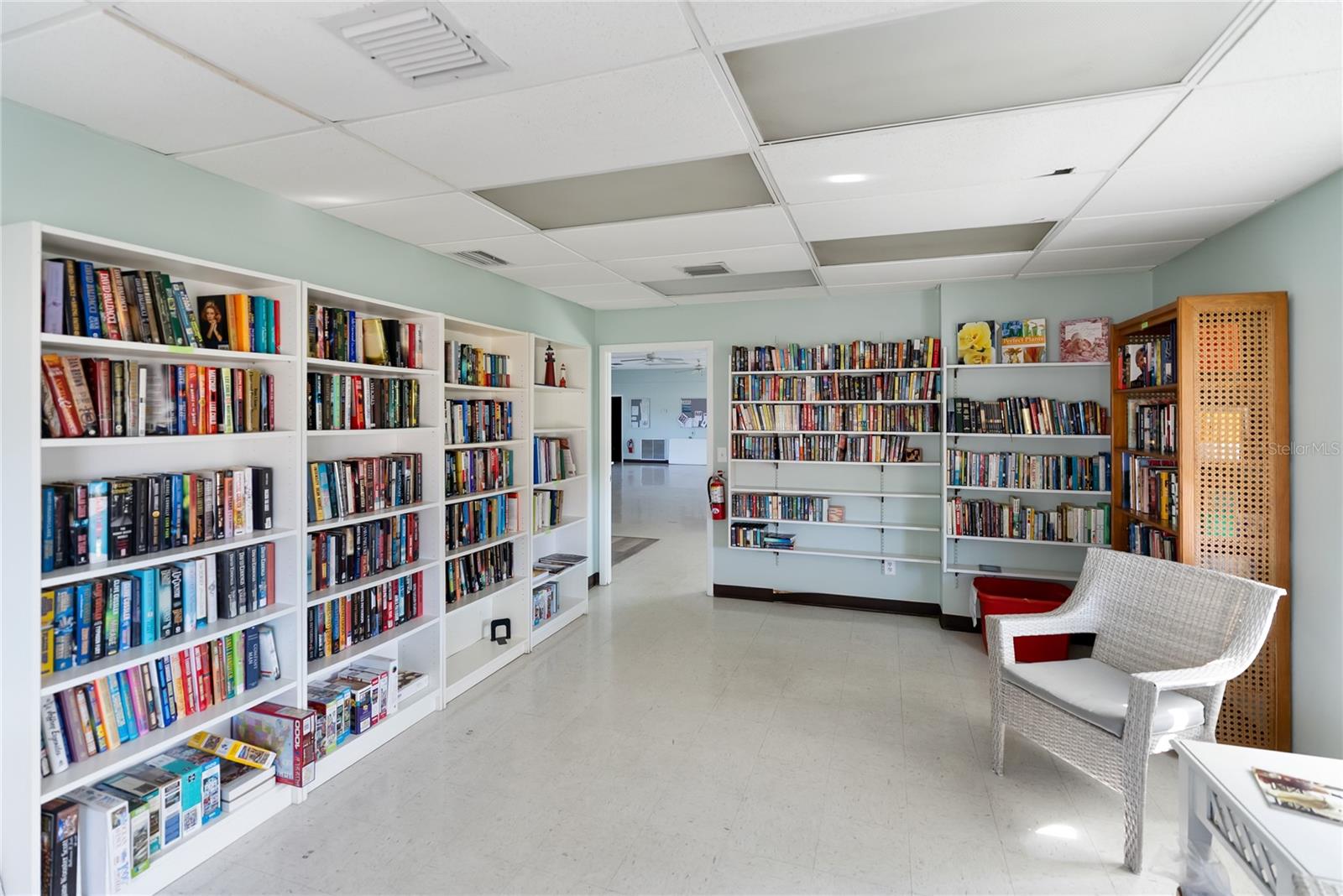 2107 PALMA SOLA BLVD #84