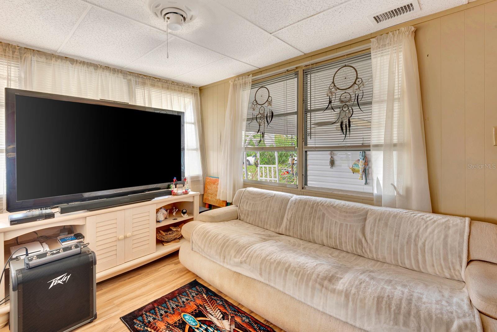 515 50TH AVENUE TER W