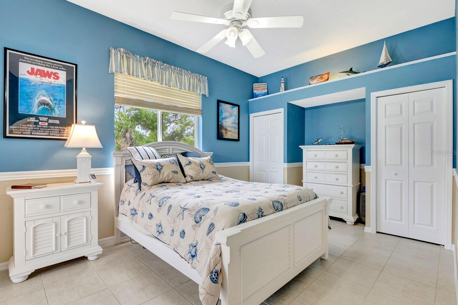 10005 CHERRY HILLS AVENUE CIR