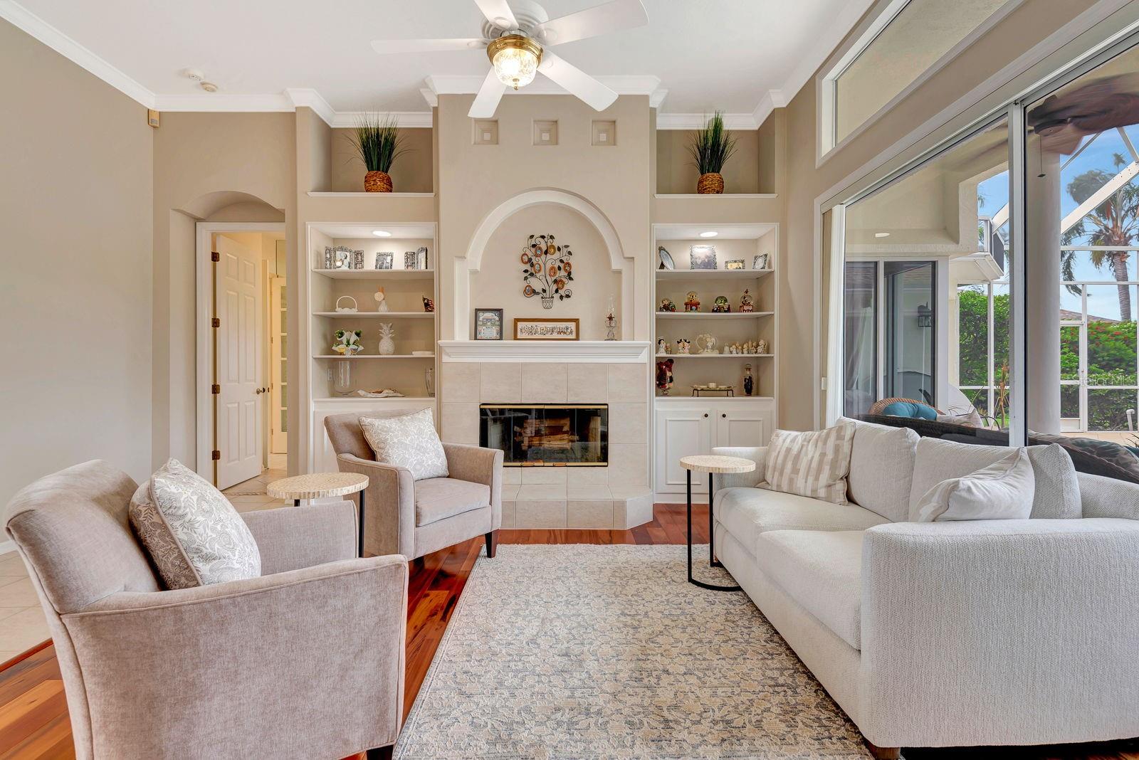 10005 CHERRY HILLS AVENUE CIR