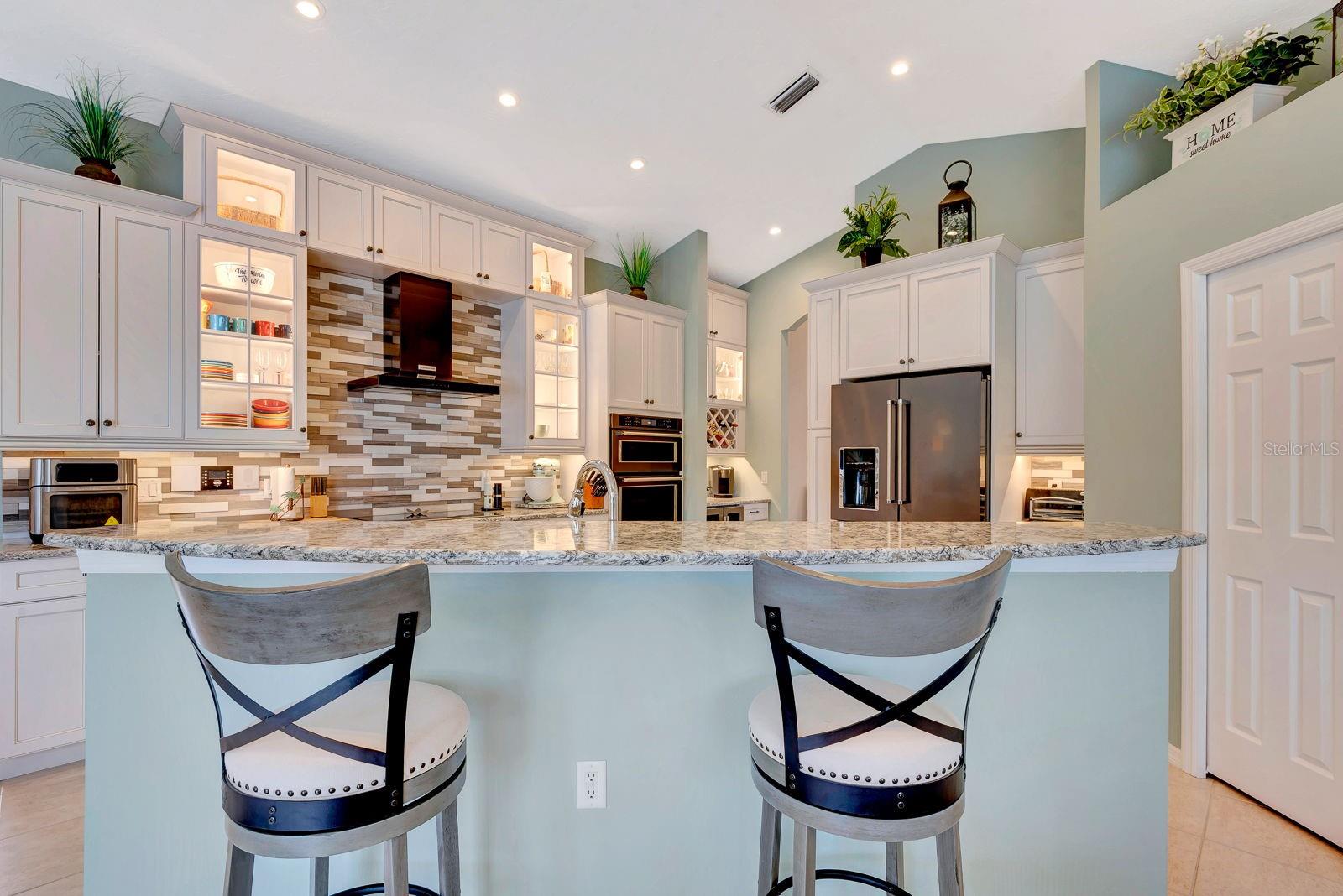 10005 CHERRY HILLS AVENUE CIR