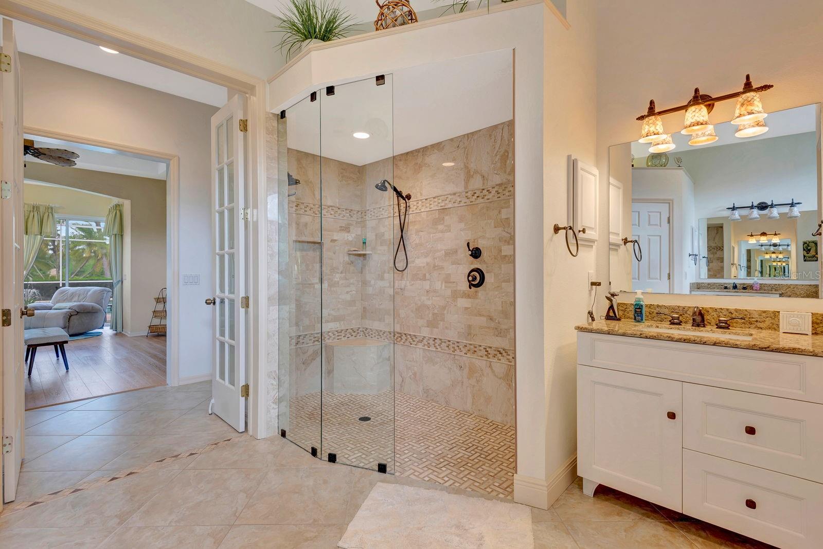 10005 CHERRY HILLS AVENUE CIR