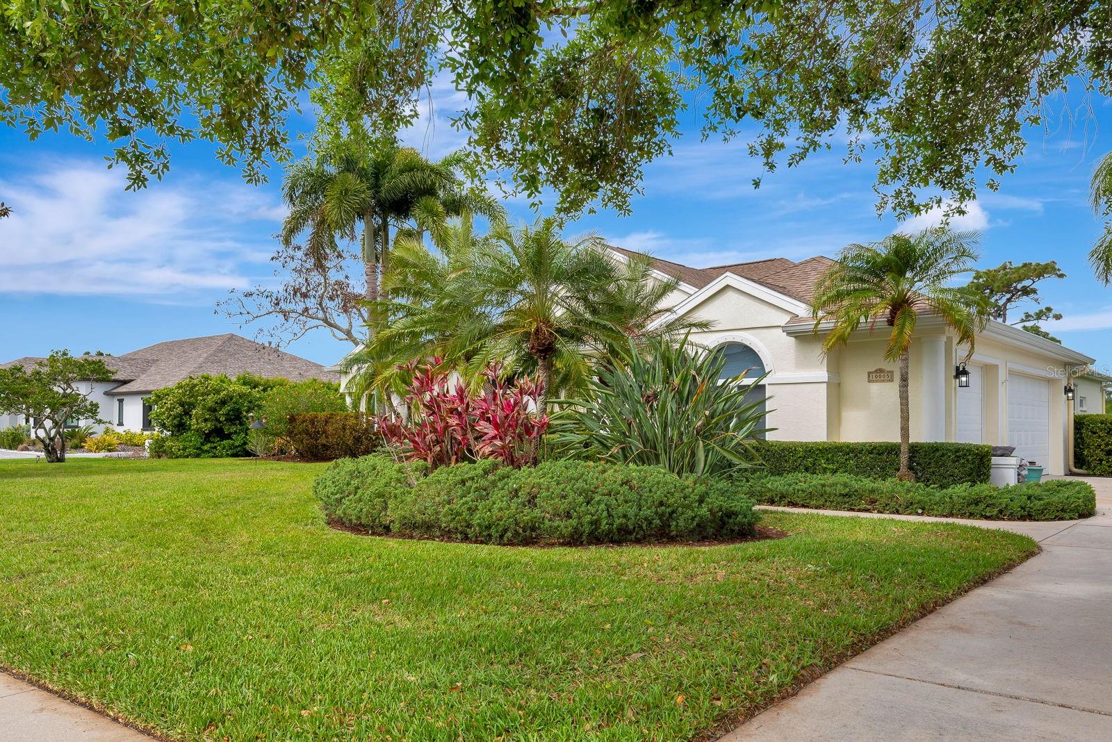 10005 CHERRY HILLS AVENUE CIR