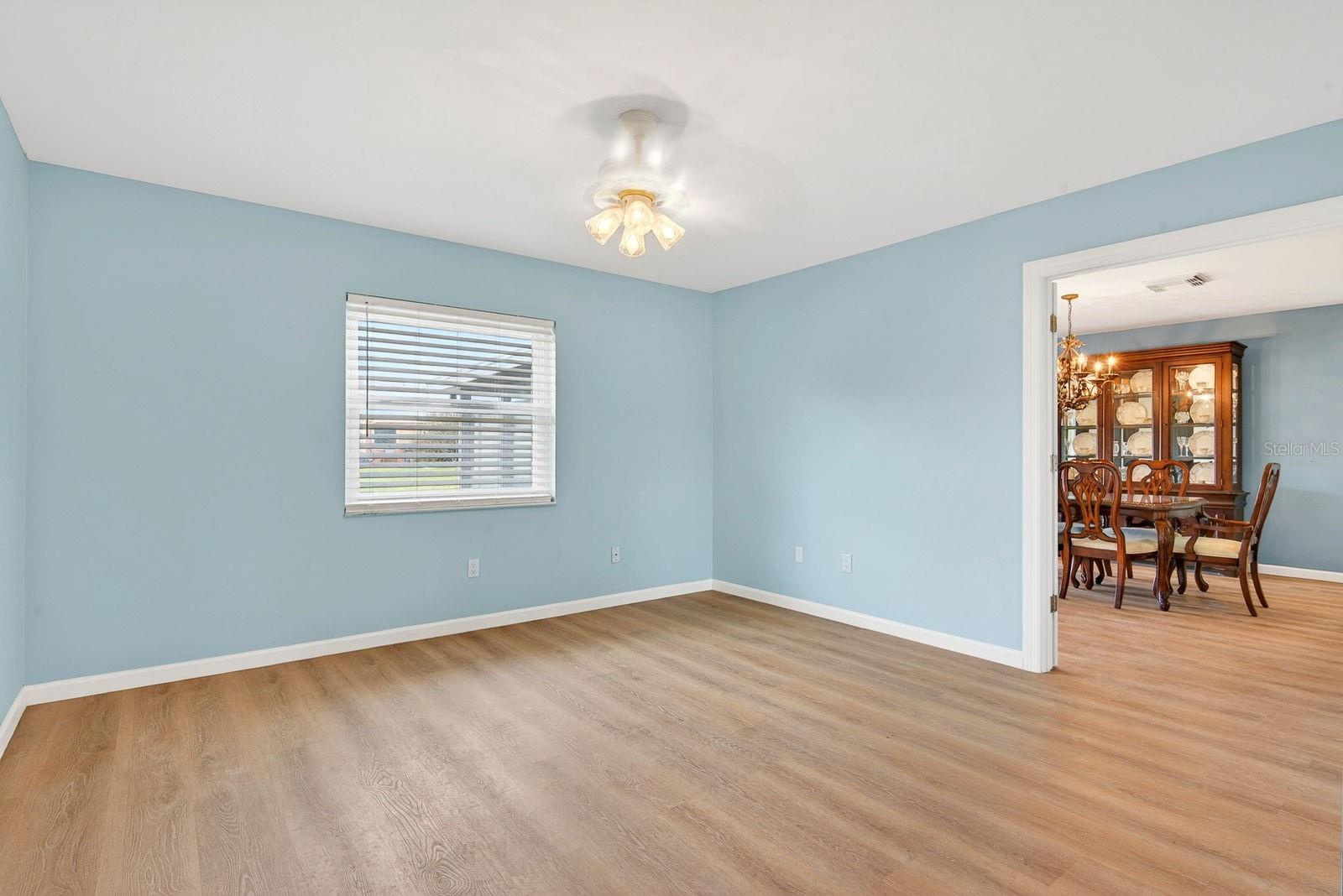 1612 BENTWOOD DR