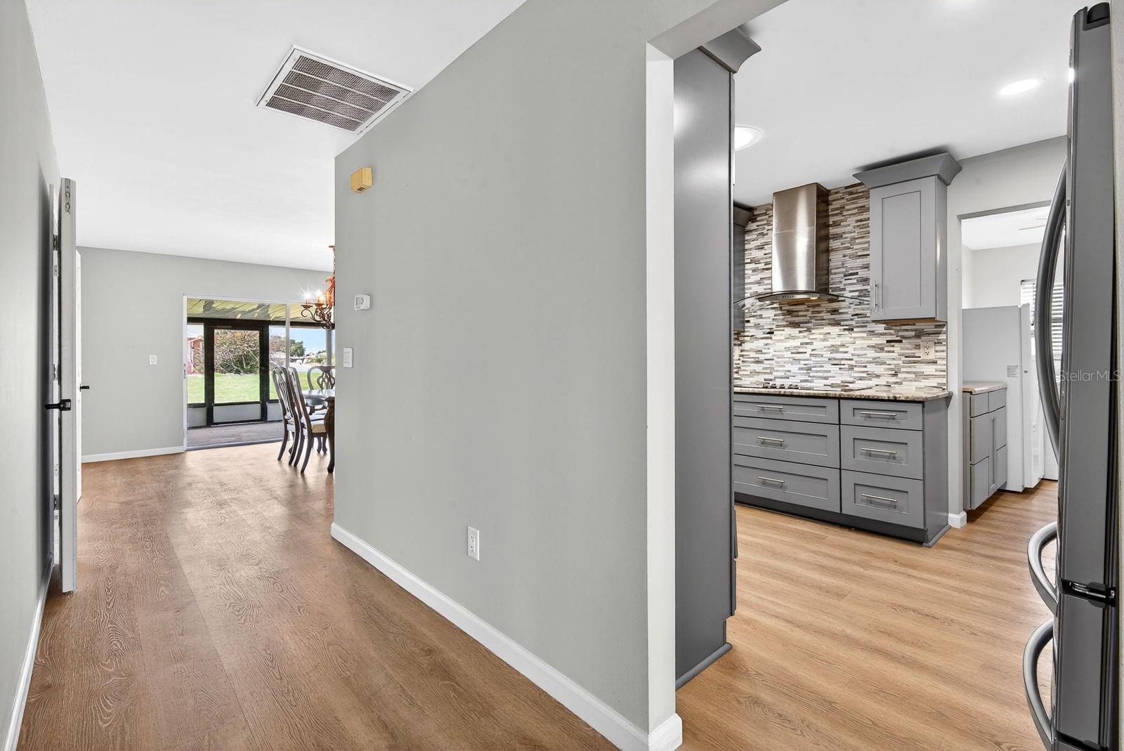 1612 BENTWOOD DR