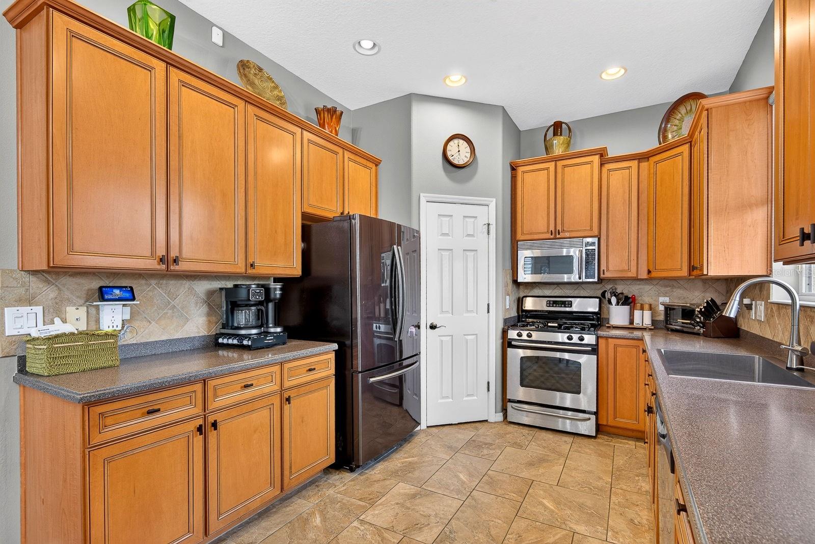 15703 BUTTERFISH PL