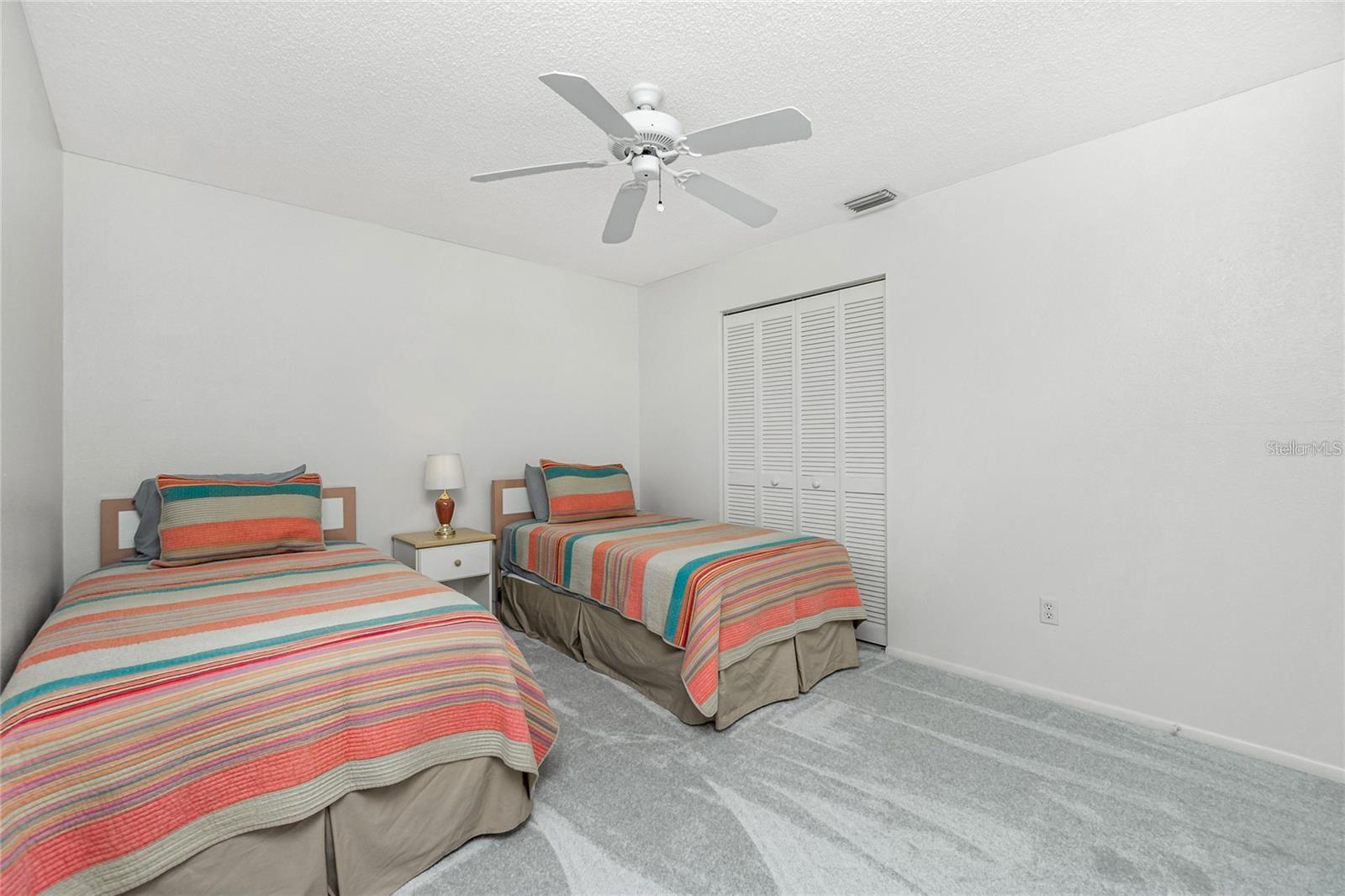 4224 OAK TERRACE CIR