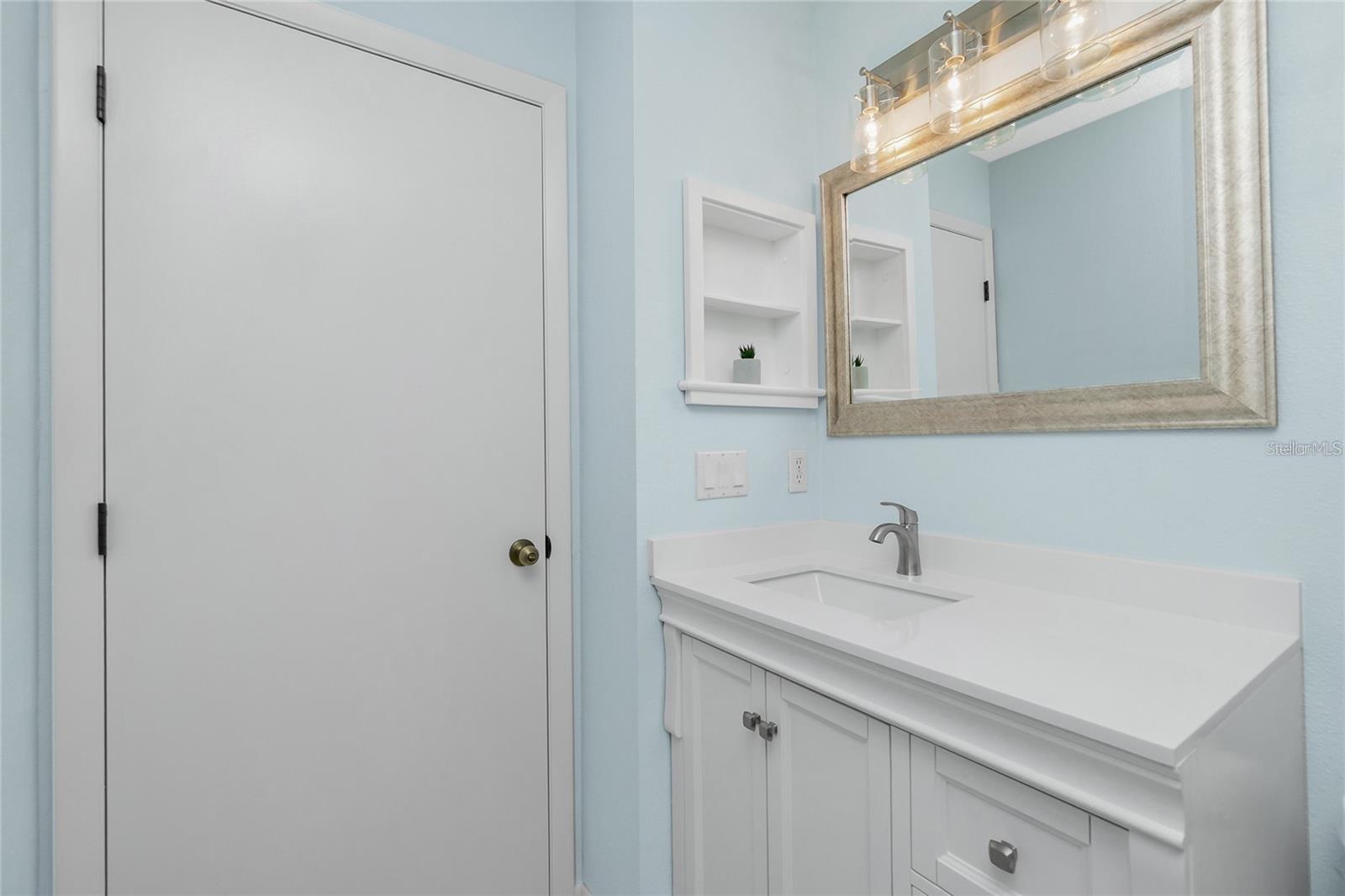 4224 OAK TERRACE CIR