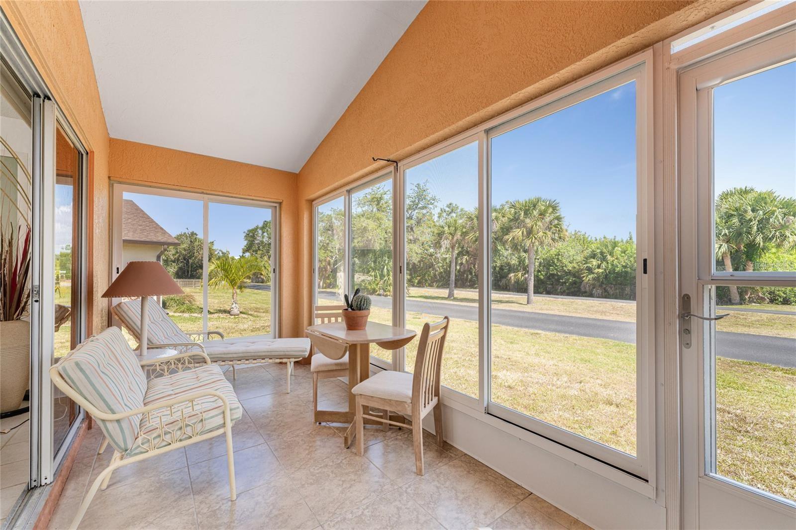 4224 OAK TERRACE CIR