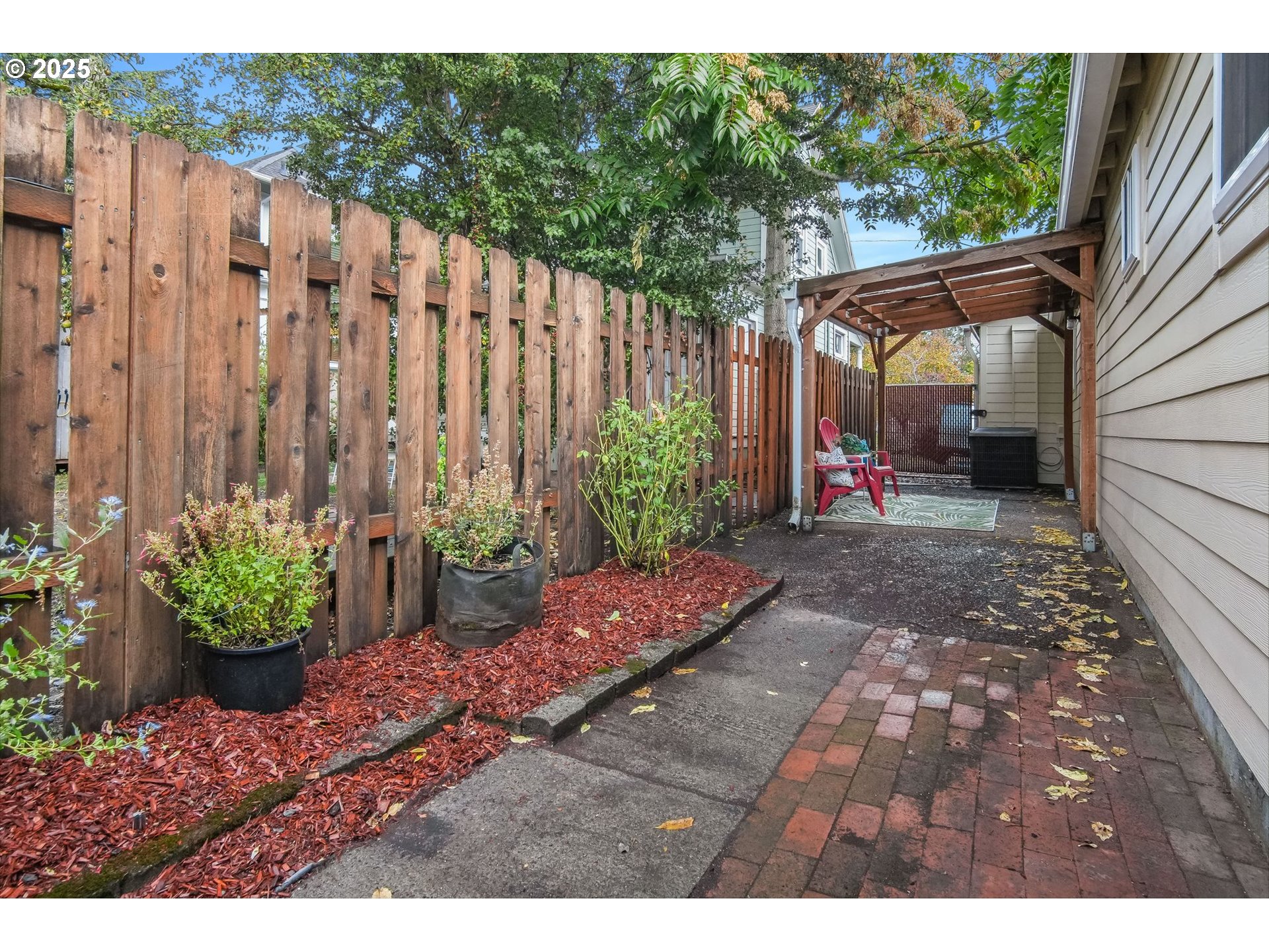 3903 SE 66TH AVE