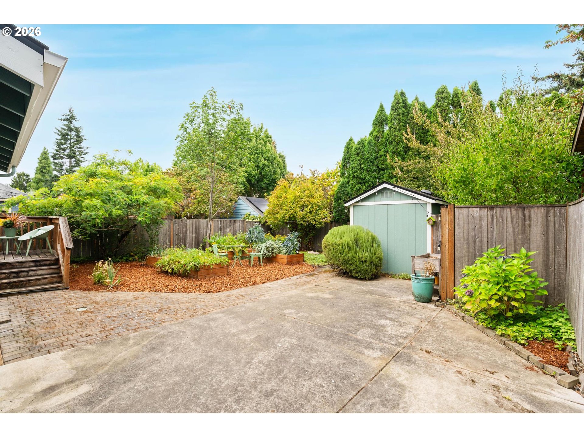 4946 NE 35TH PL