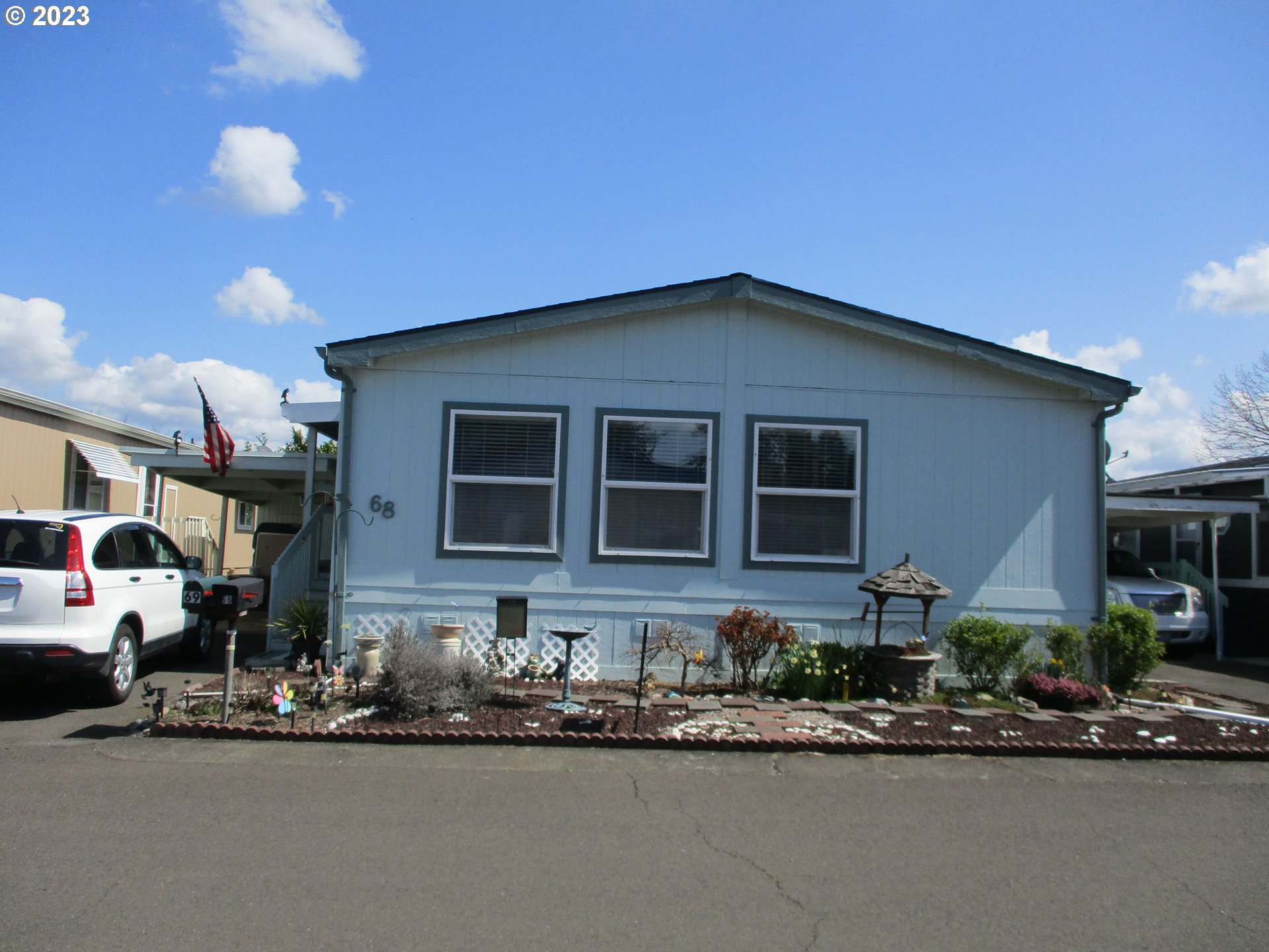 835 SE 1ST AVE Unit: 68