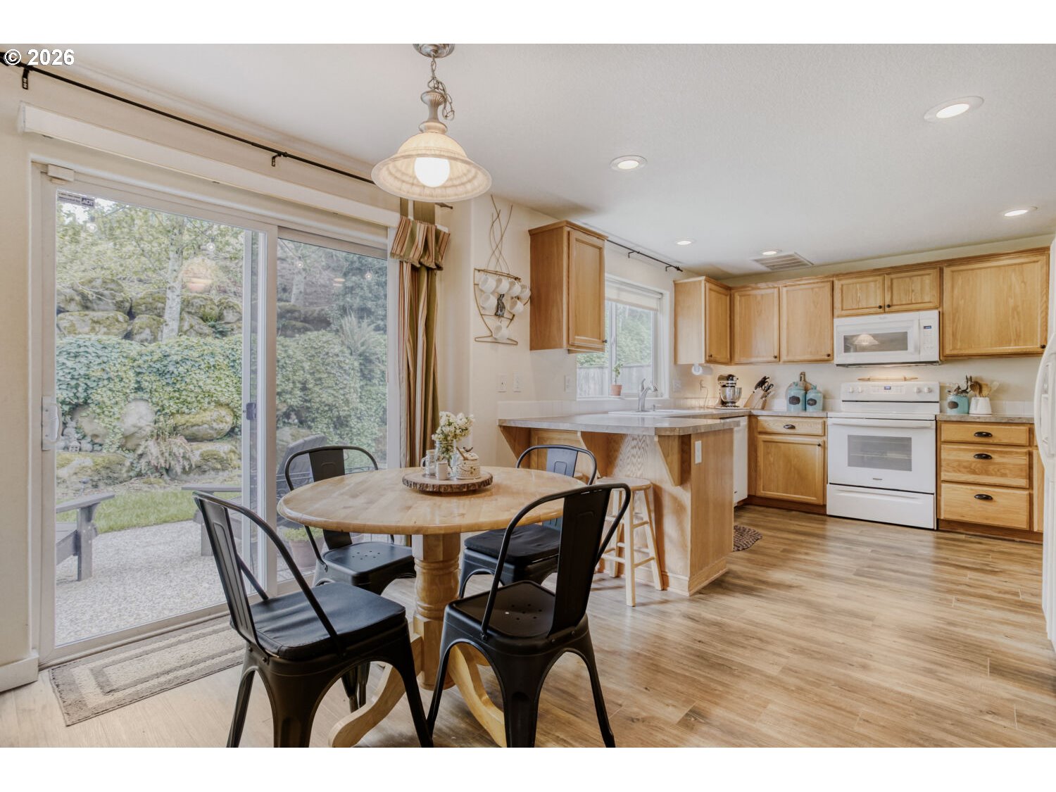 21880 PALISADE PL