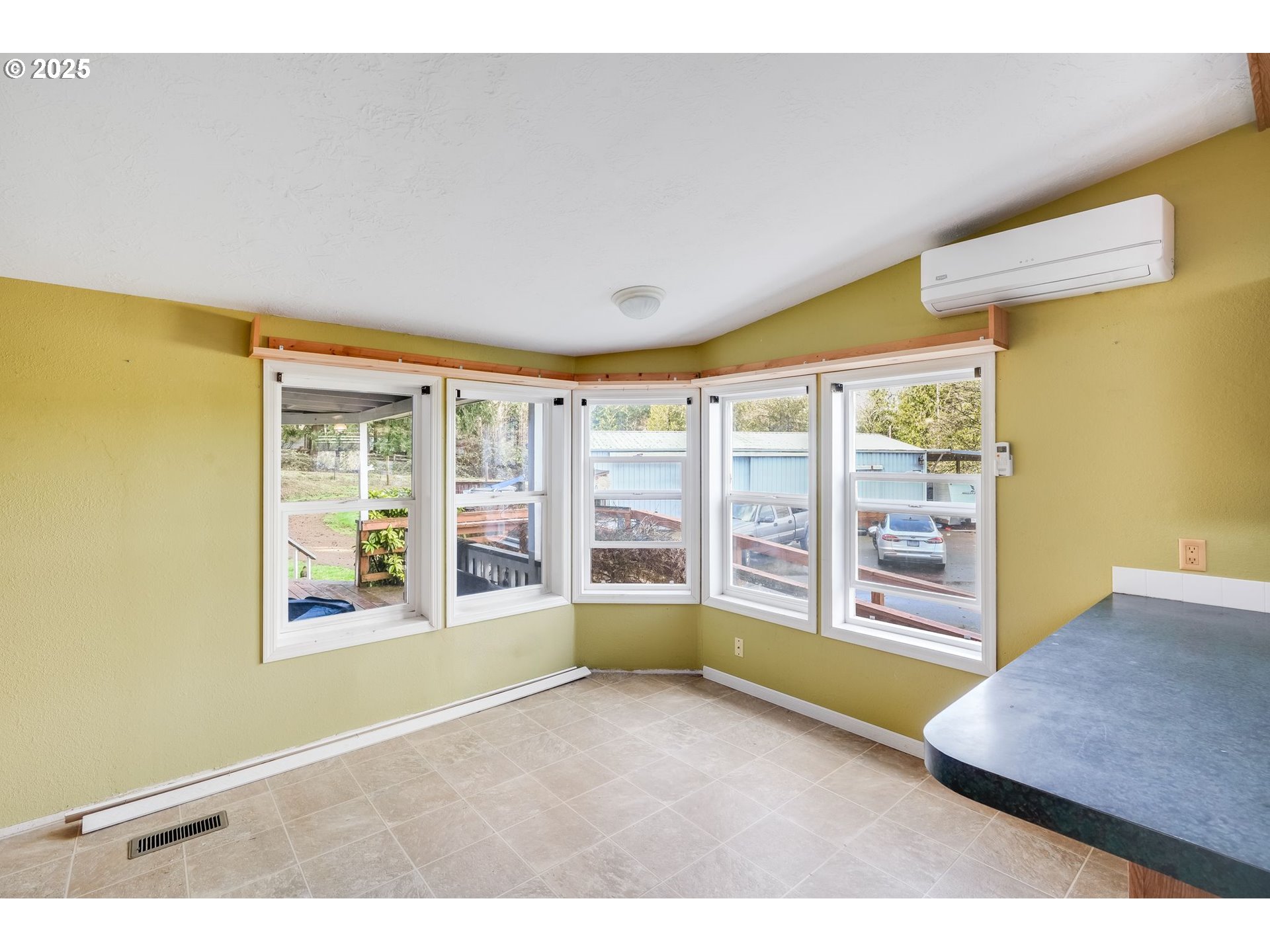 30500 S DEARDORFF RD