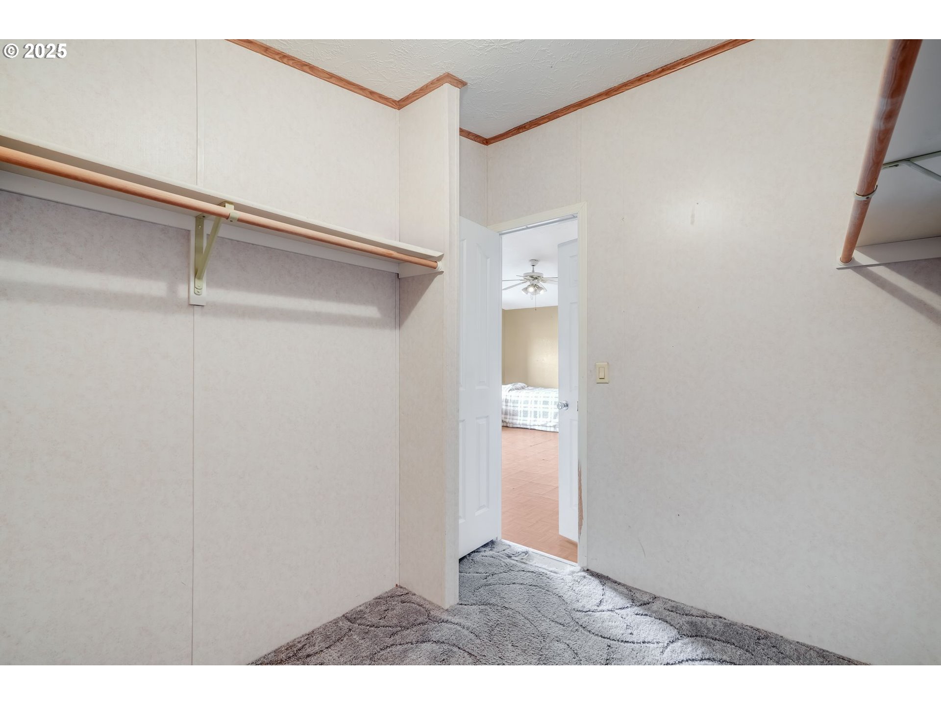 30500 S DEARDORFF RD