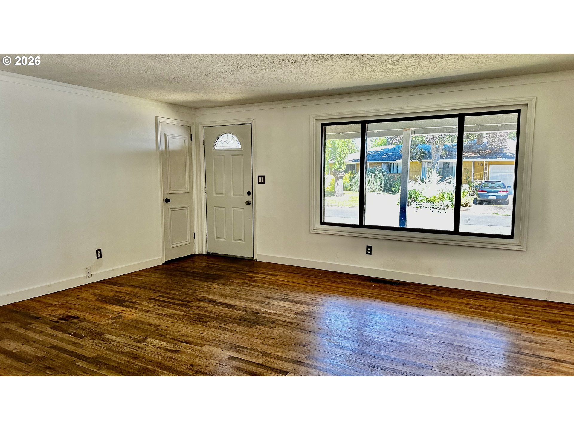 1307 NE 190th PL