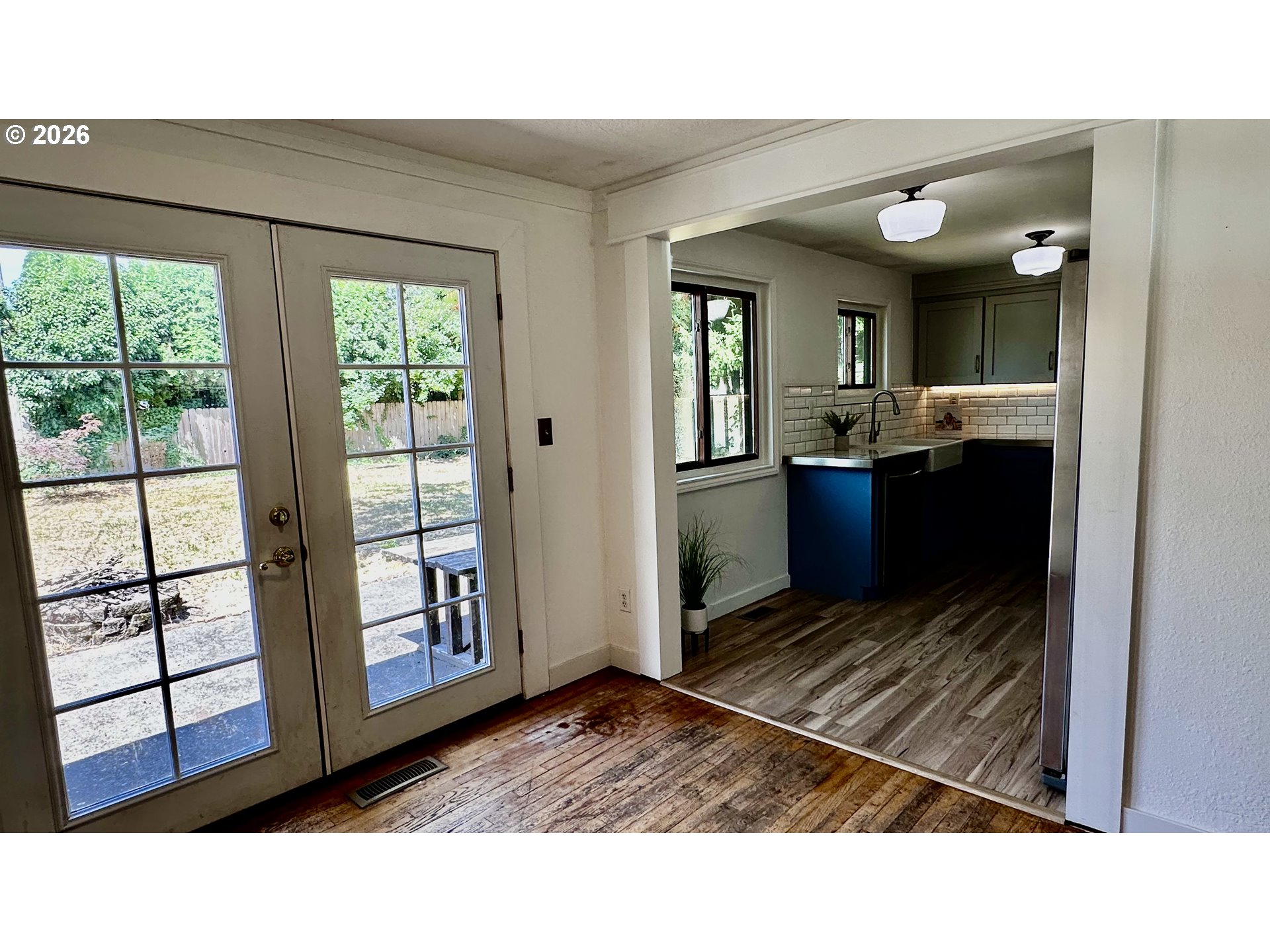 1307 NE 190th PL