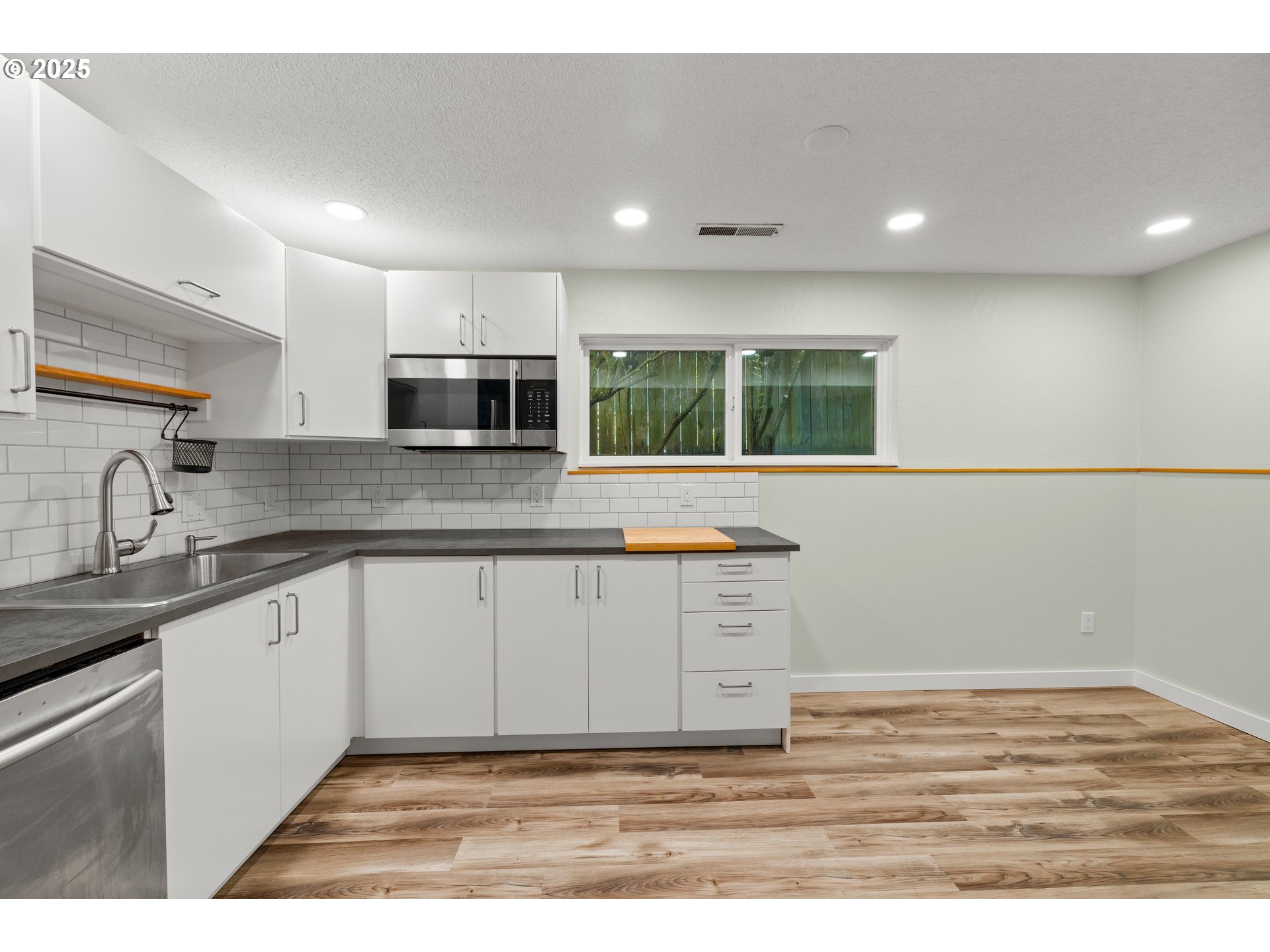 1205 NE 113TH AVE, Portland