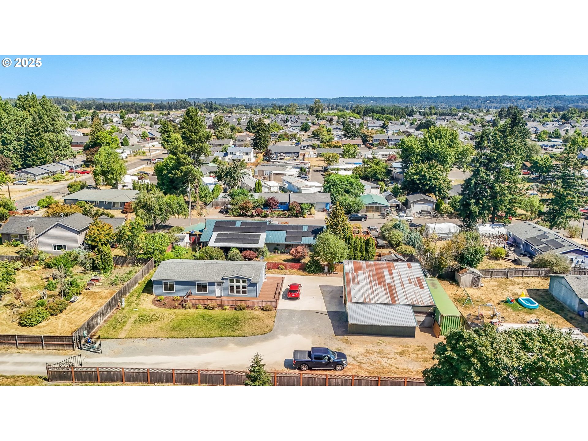 421 LEROY AVE