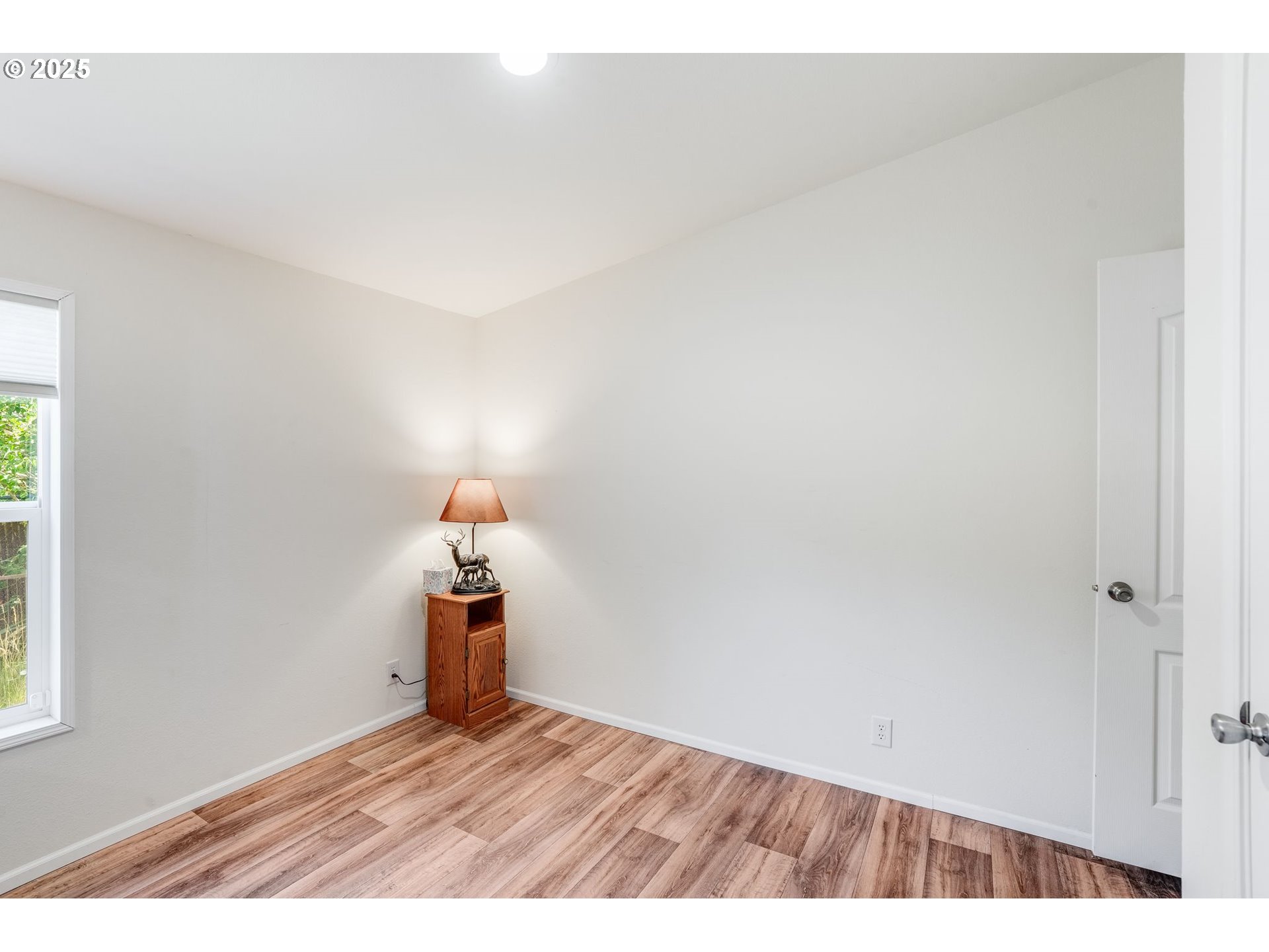 421 LEROY AVE