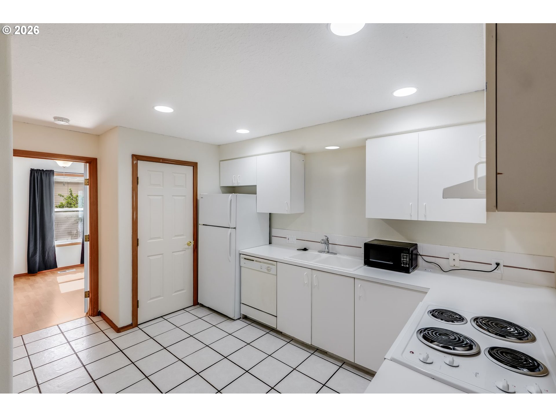 14134 E BURNSIDE ST 2