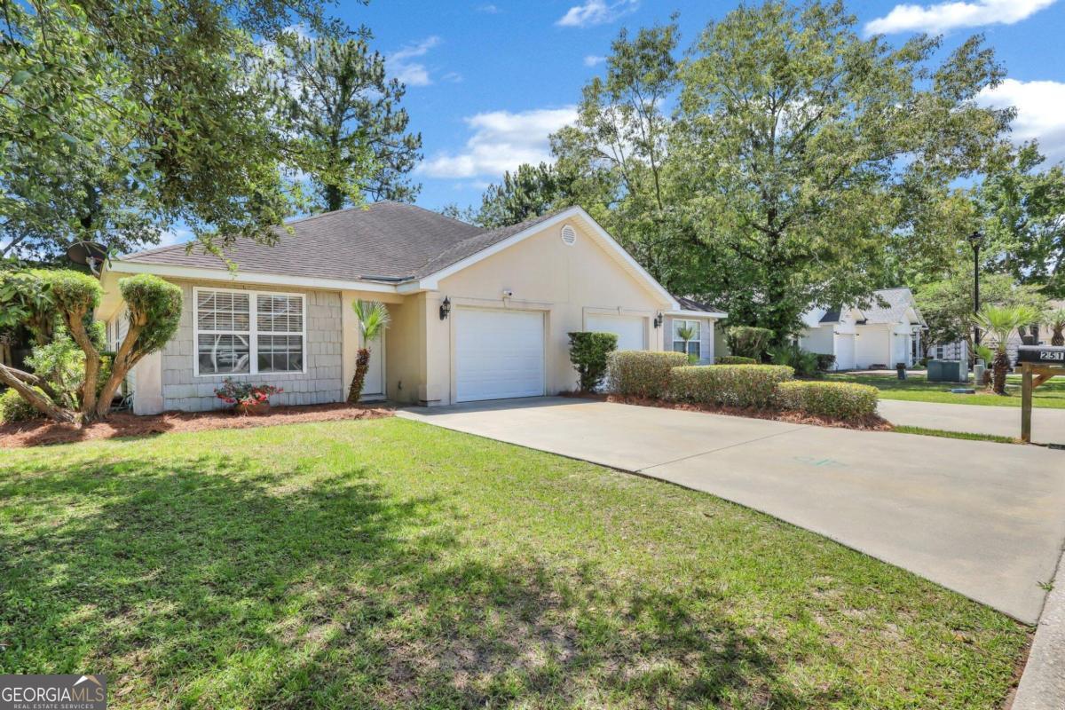 251 & 253 Millcrest Drive