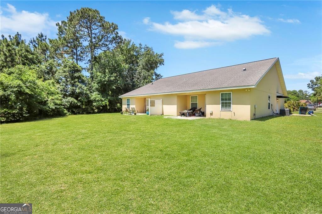 100 & 102 Windridge Drive