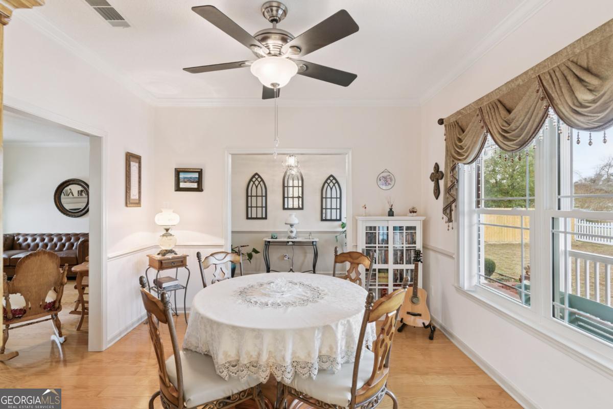 932 Hitching Post Lane